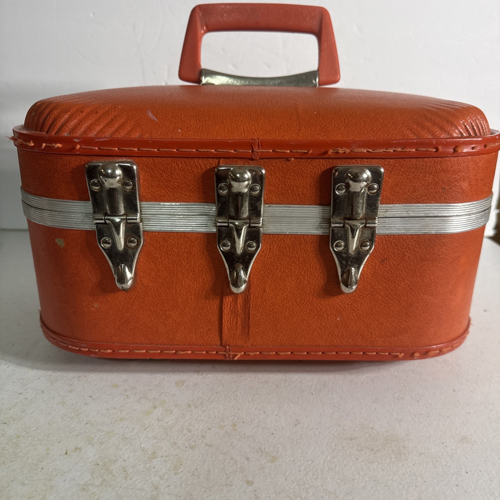 Vtg Orange Travel Luggage 13″ Long, 8″ Tall, 9″ Wide W/ Handle And Metal Feet