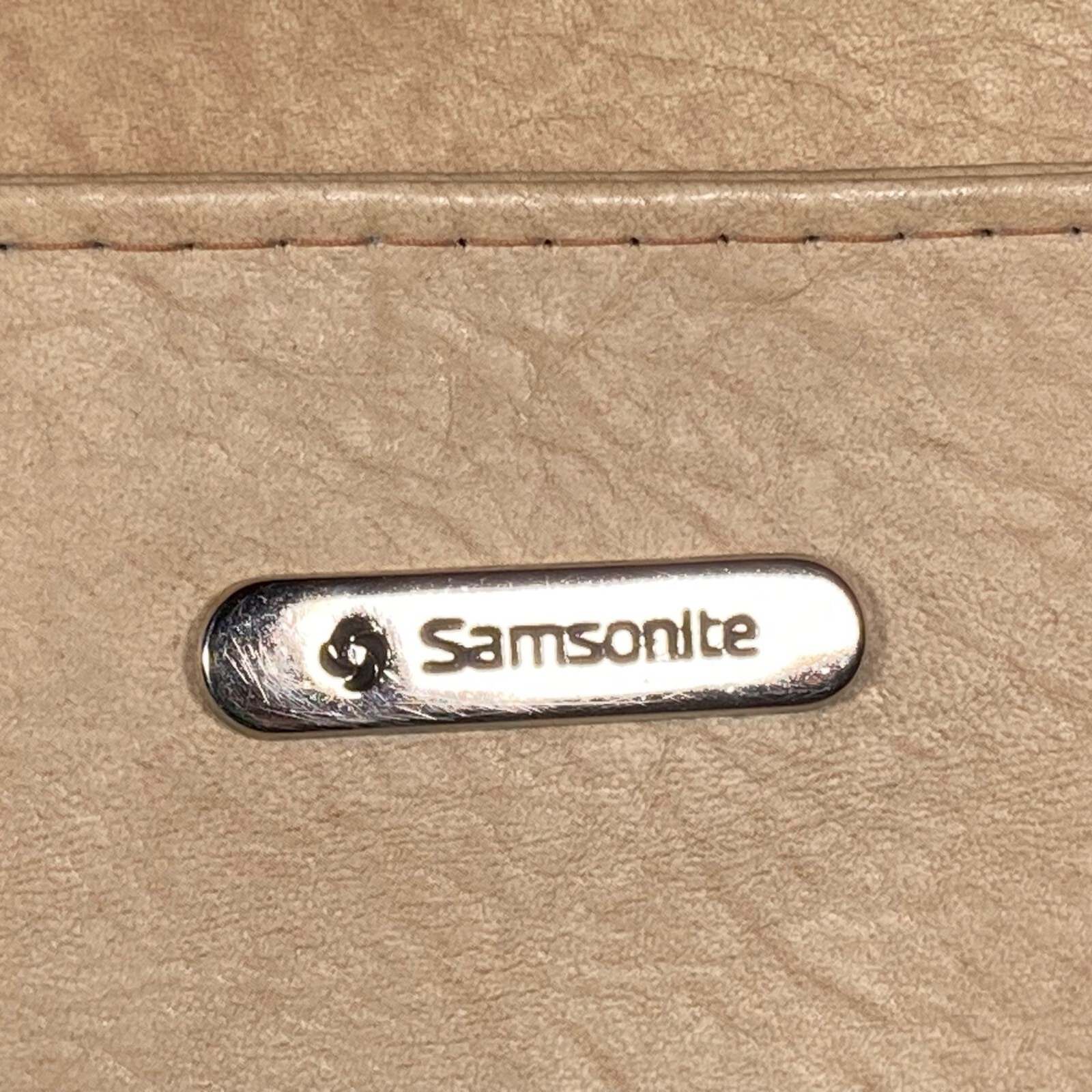 Vintage 1970s Samsonite Silhouette II Travel Overnight Carry On Bag Cream Tan