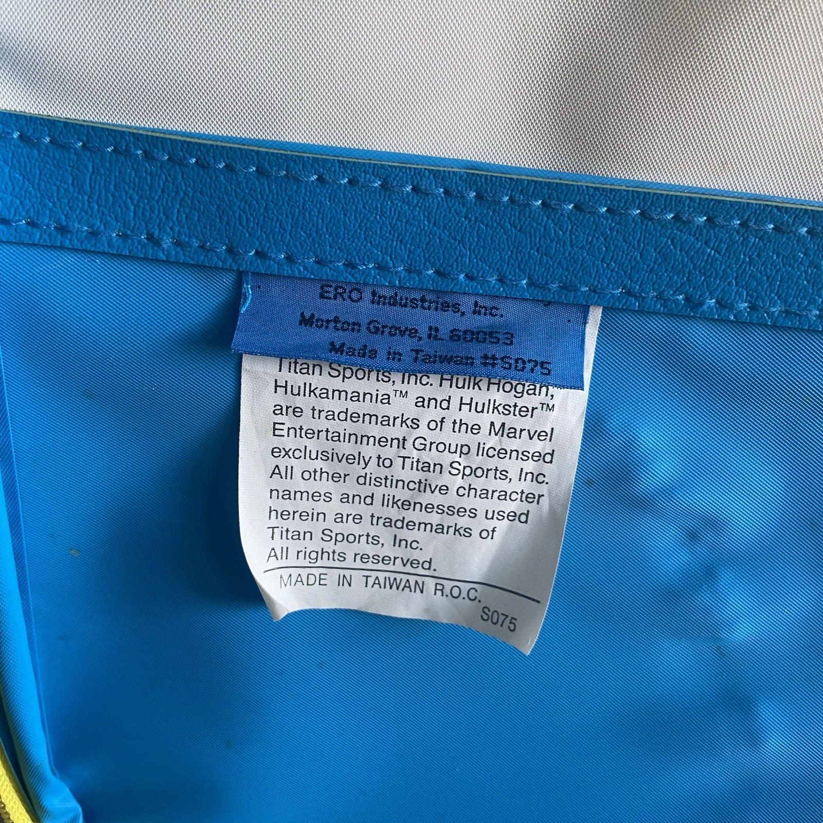 WWF Ultimate Warrior Vintage Canvas Kids Suitcase Luggage Blue Yellow 1991