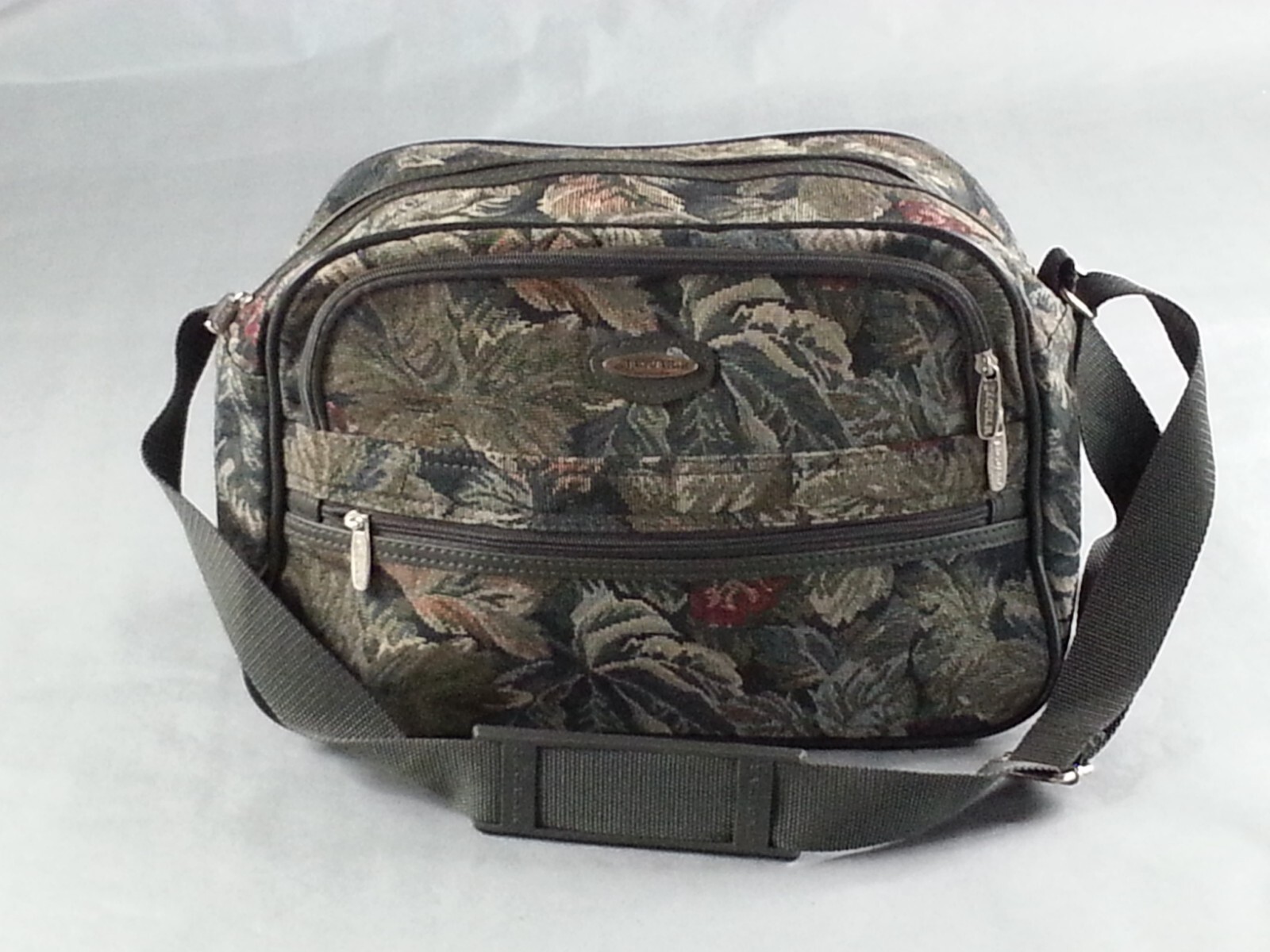 Vintage Retro Floral Jaguar Travel Bag