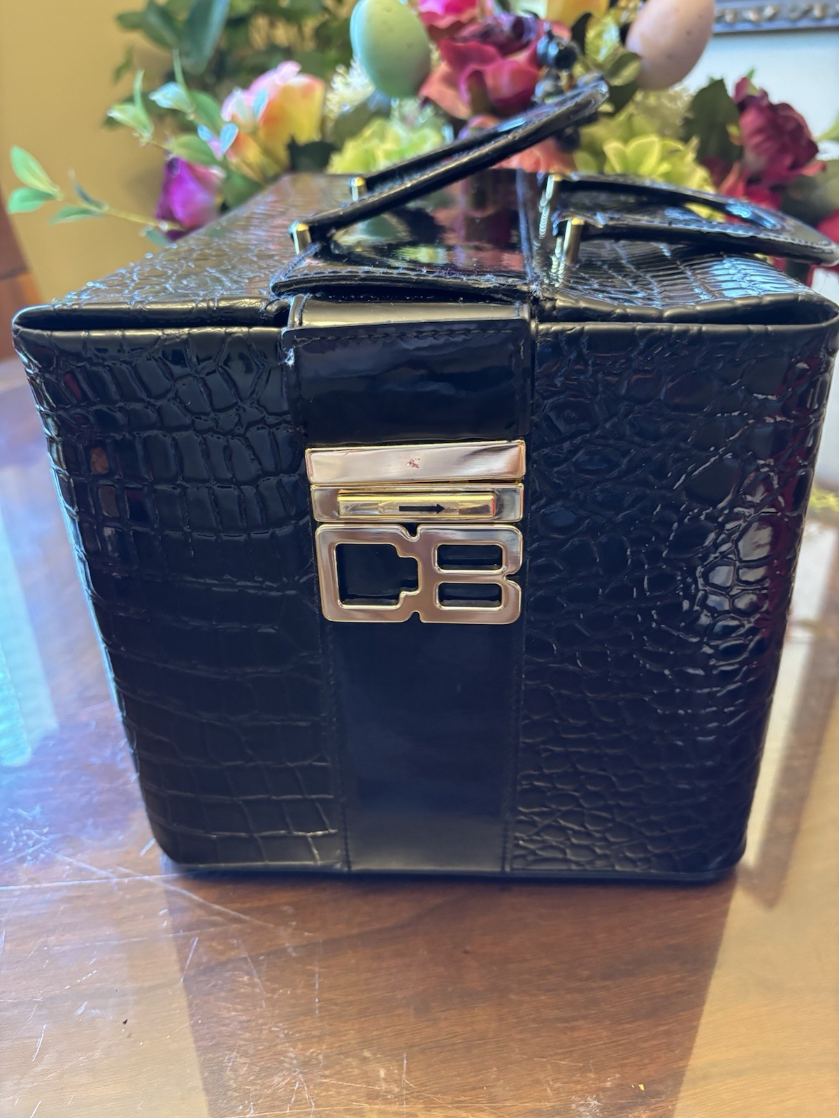 CB Vintage Crocodile Patent Leather Makeup Train Case Black