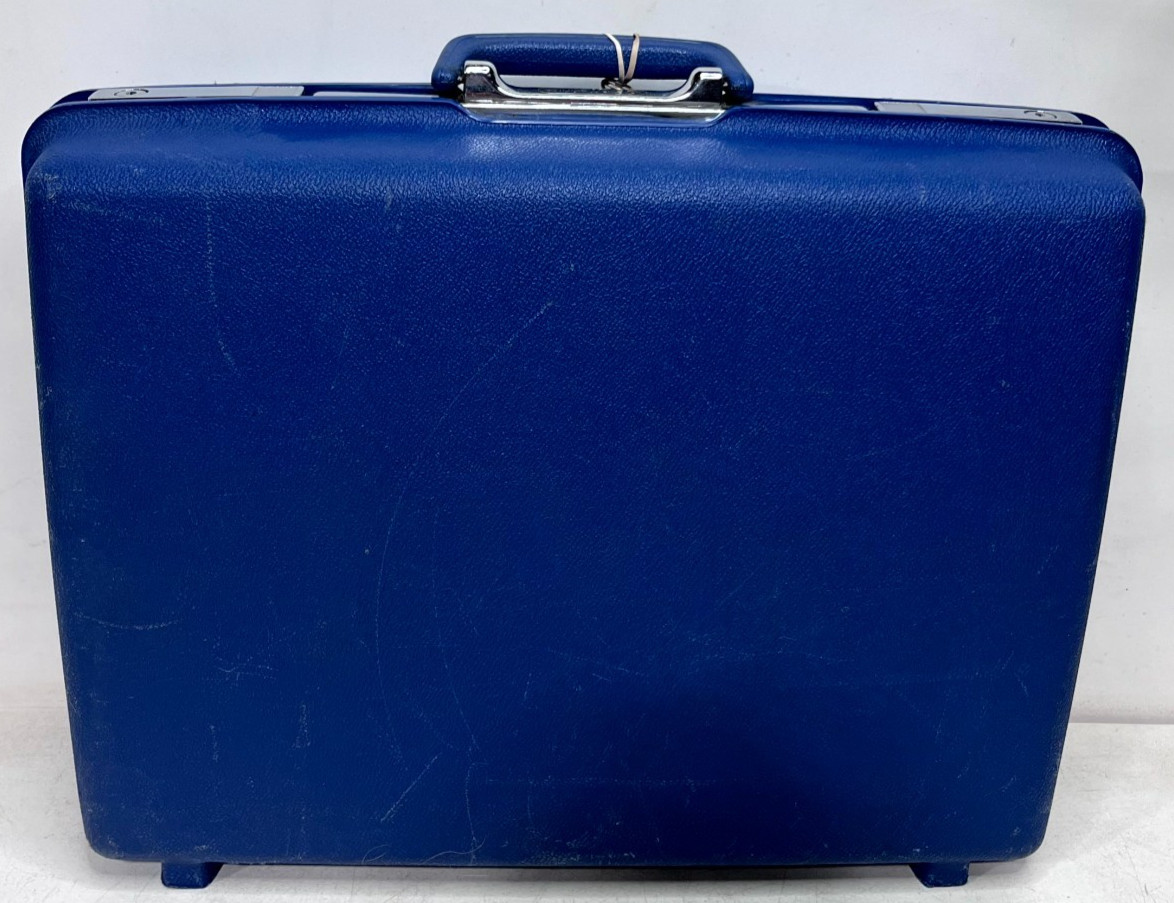 Vintage Samsonite Concord Blue Hard Shell Suitcase Locking Key 20x16x6 W/ Key