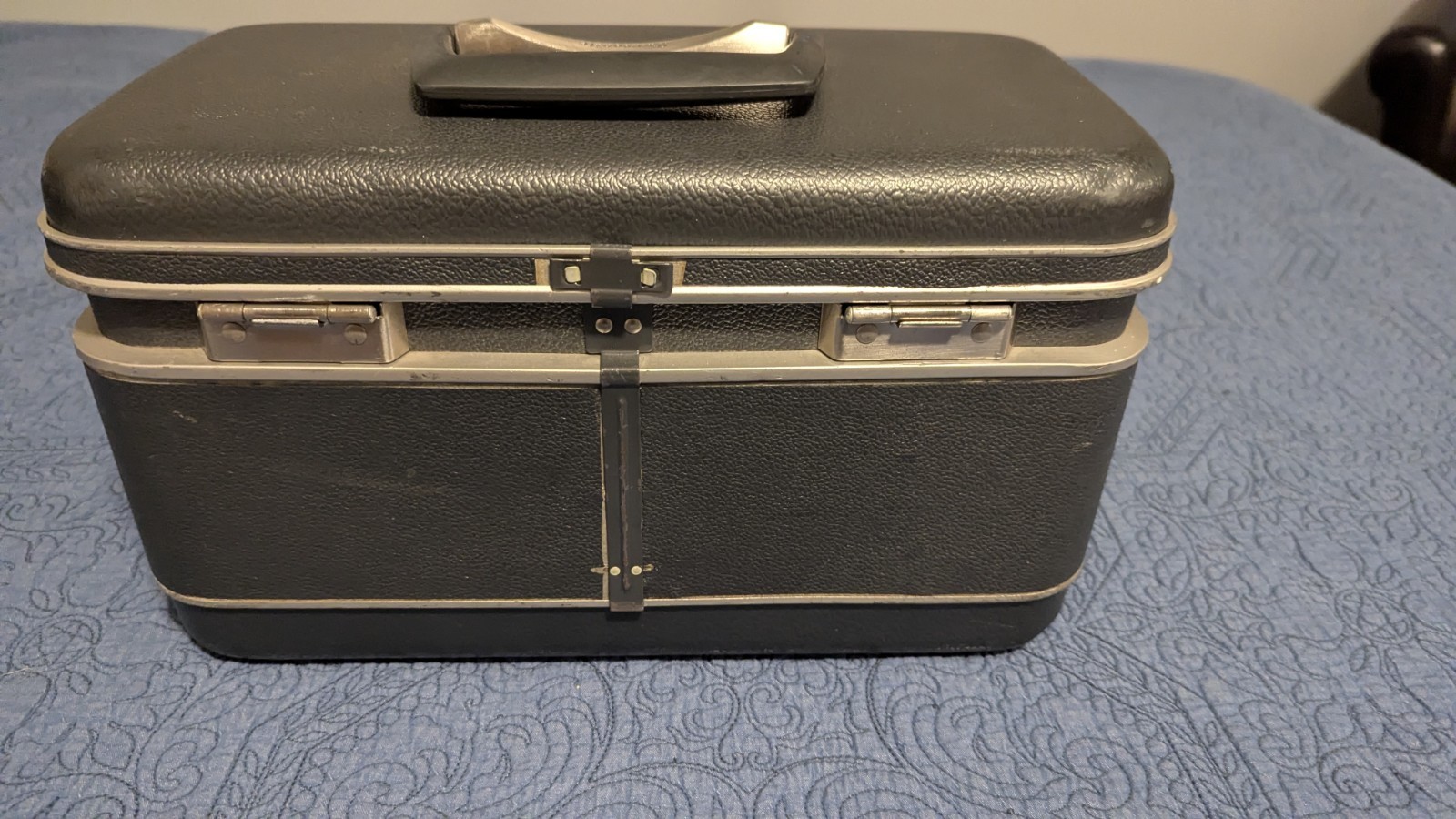 Vintage Samsonite Hard Suitcase & Travel Train Case Luggage Owned By First Lady