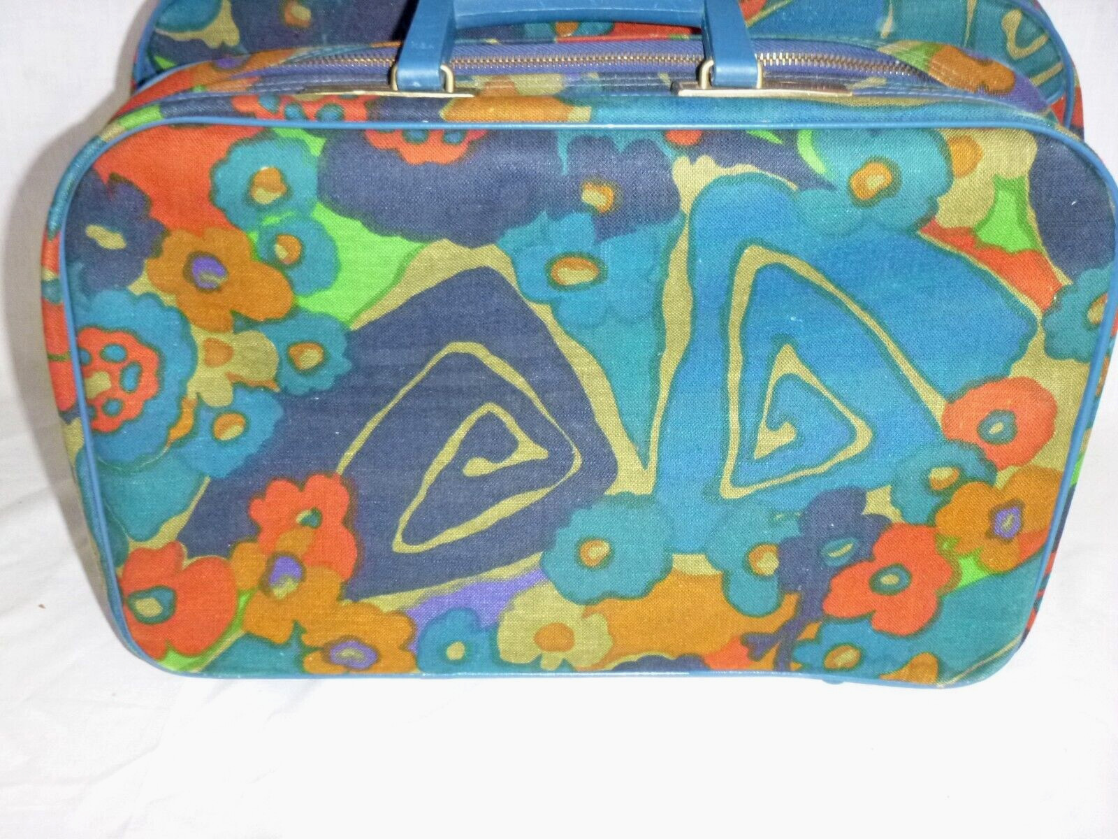 PR Vtg 70s KGA NESTING Flower Power Soft Sided Suitcase Multi Colored Floral