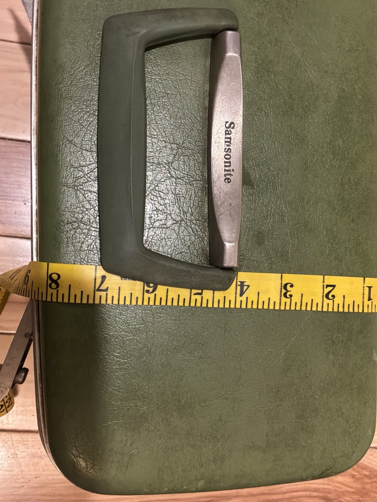 Vintage Samsonite Silhouette Olive Green Train Case Makeup Cosmetic Luggage