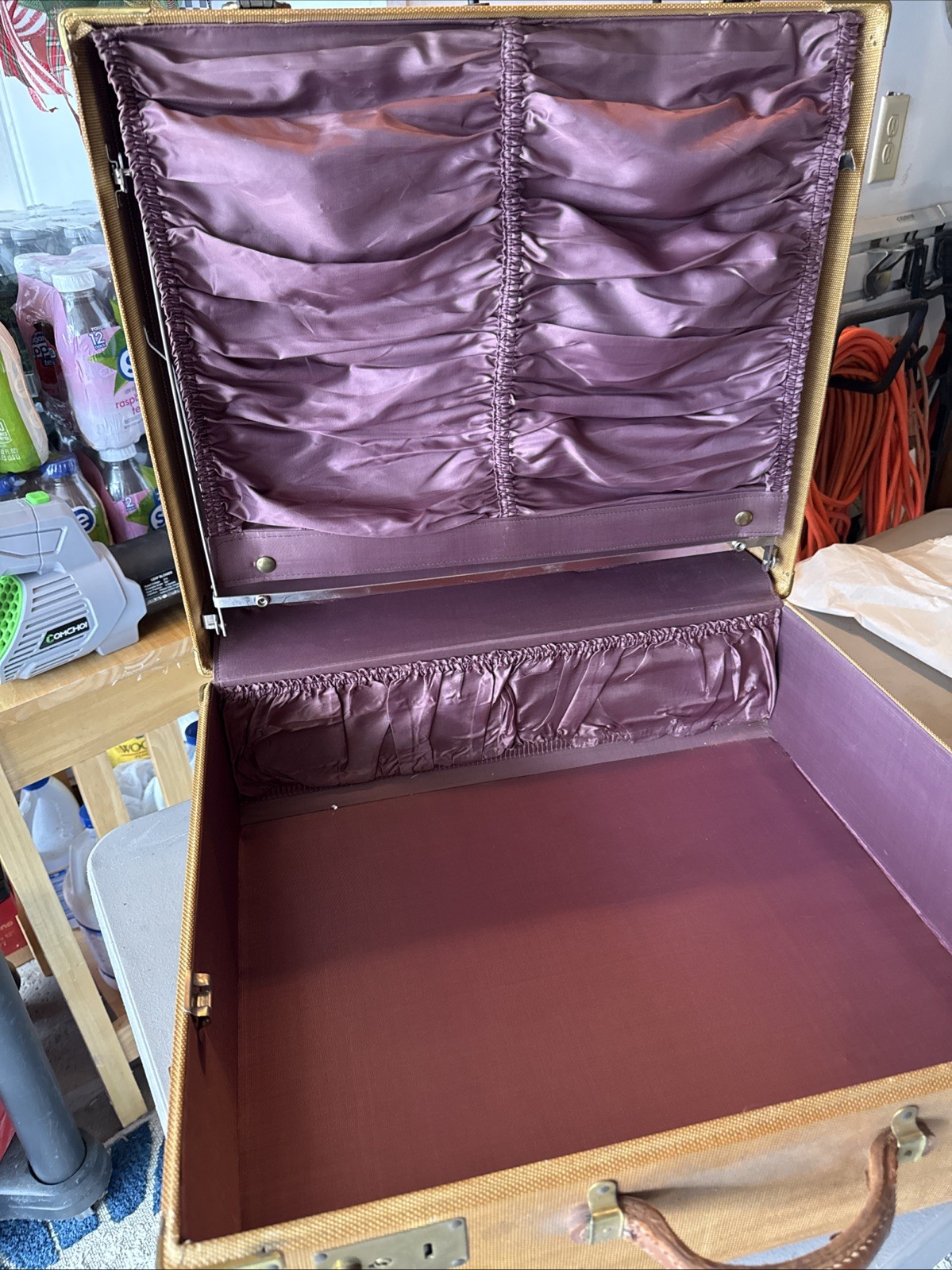 Vintage Garment Suitcase; Tan W/Purple Satin Inter; Hangers & Plastic Cover￼