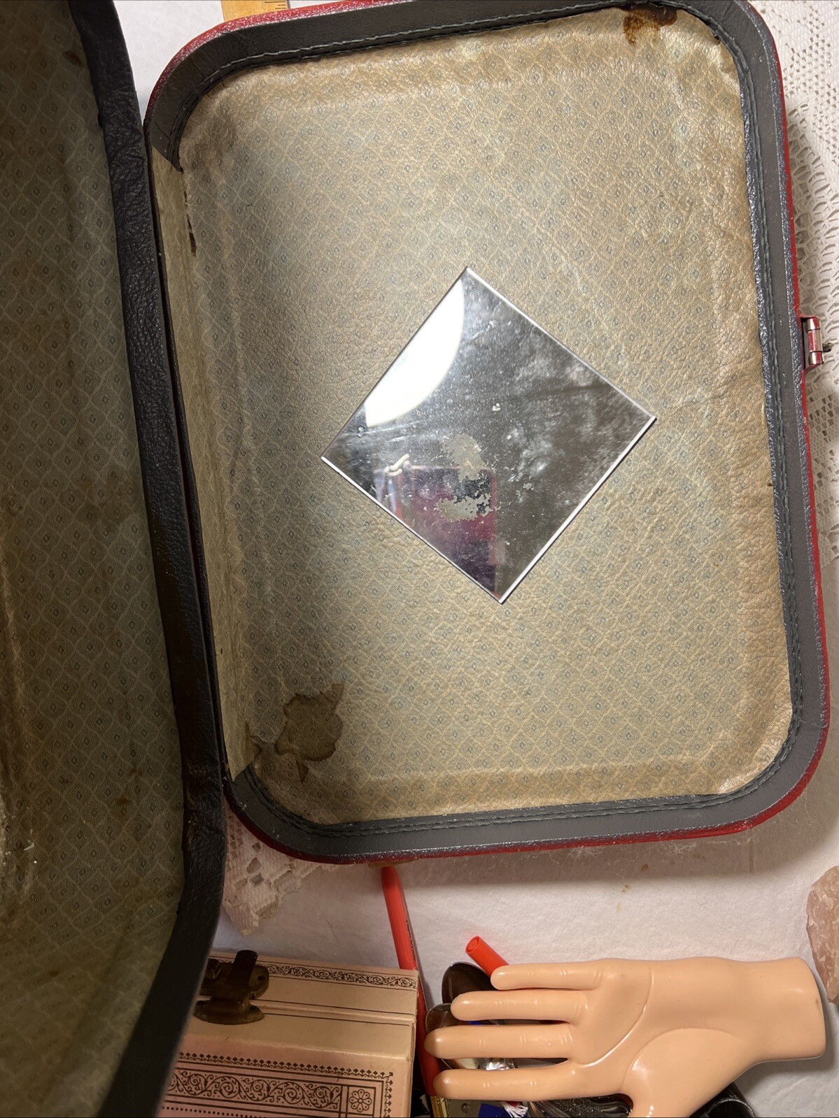 Small Hardcase vintage mid-century suitcase Painted On Outside For Holiday. 1960