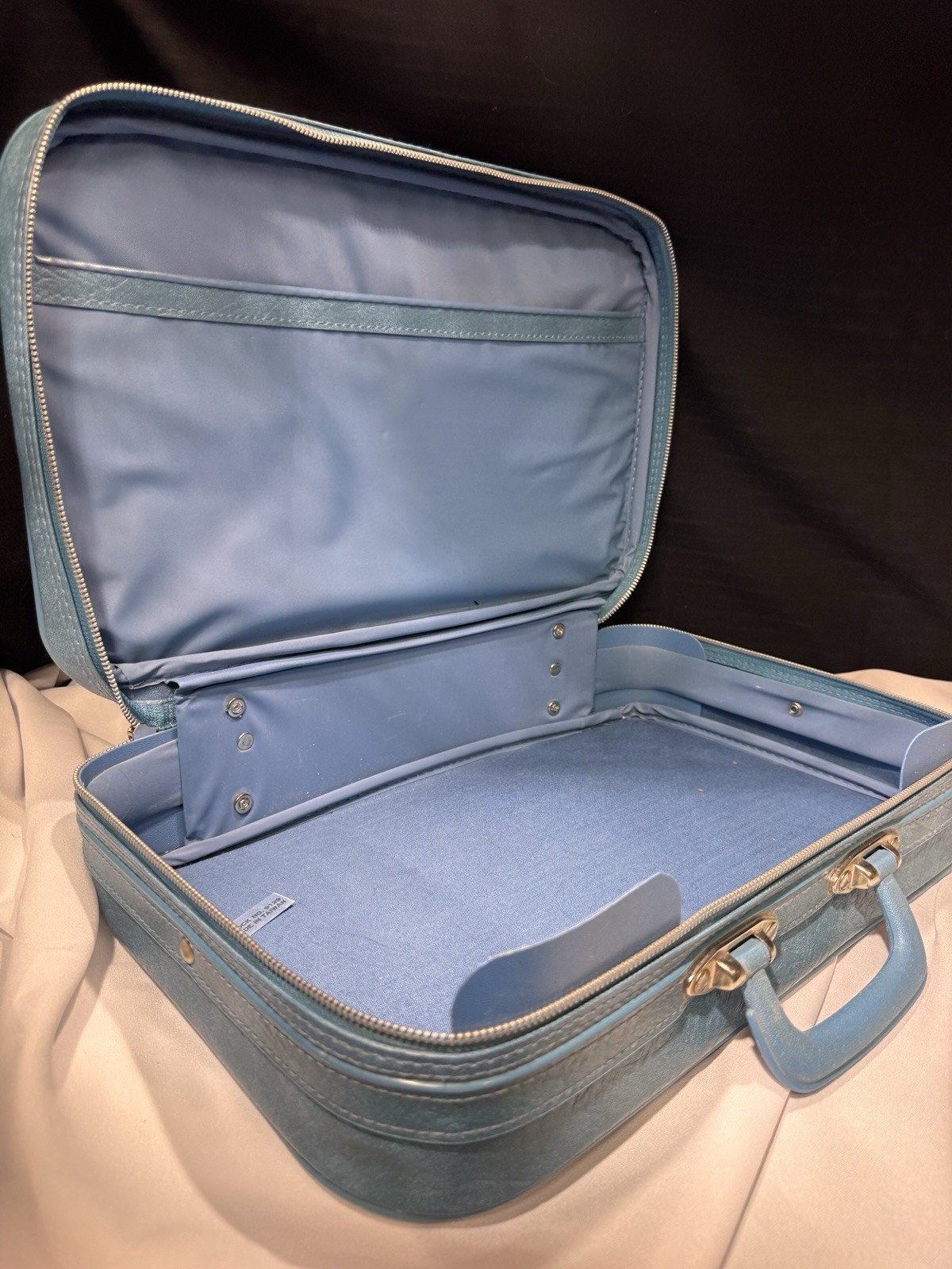 Vintage SEARS Soft Luggage Blue Teal Marble (about 17” By 10.5” By 4”), Taiwan
