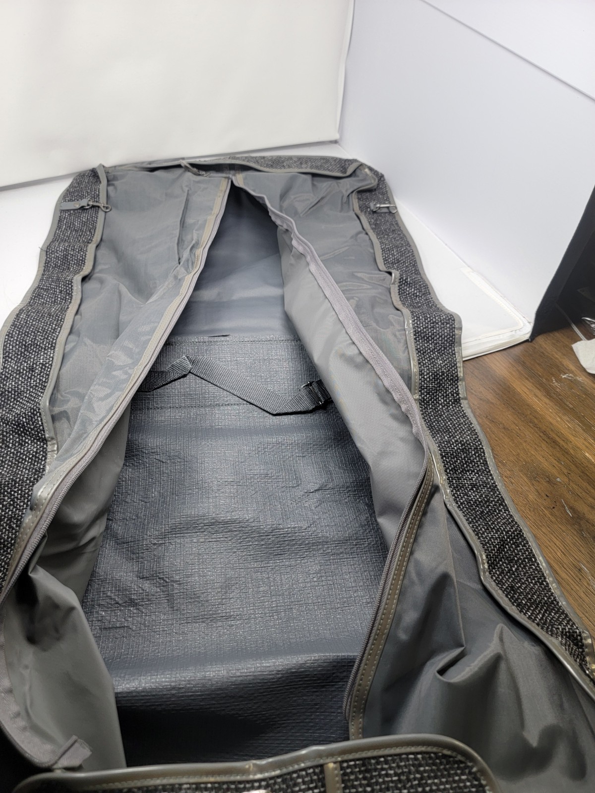 Vintage Oscar De La Renta Gray Folding Tweed Garment Bag Designer Luggage