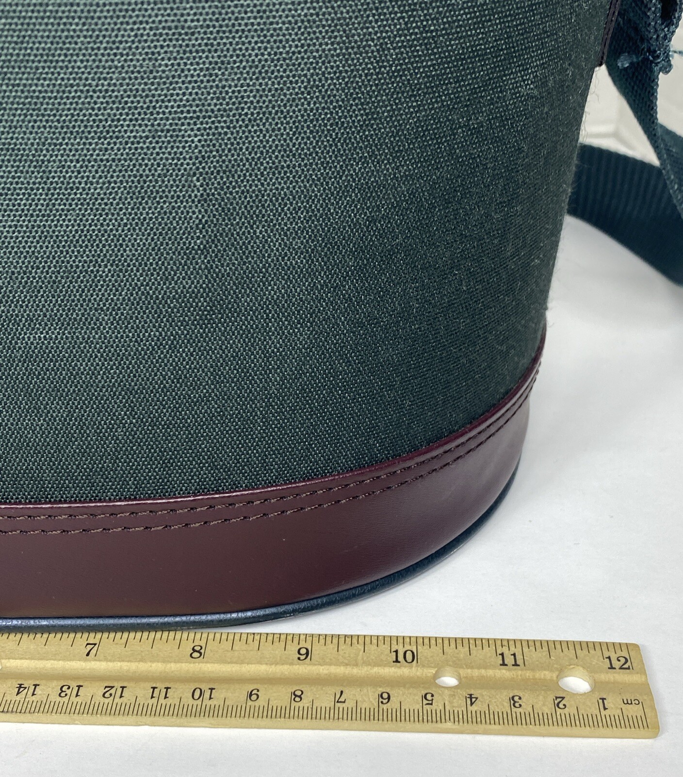 American Tourist Forest Green Luggage/Make-Up Case