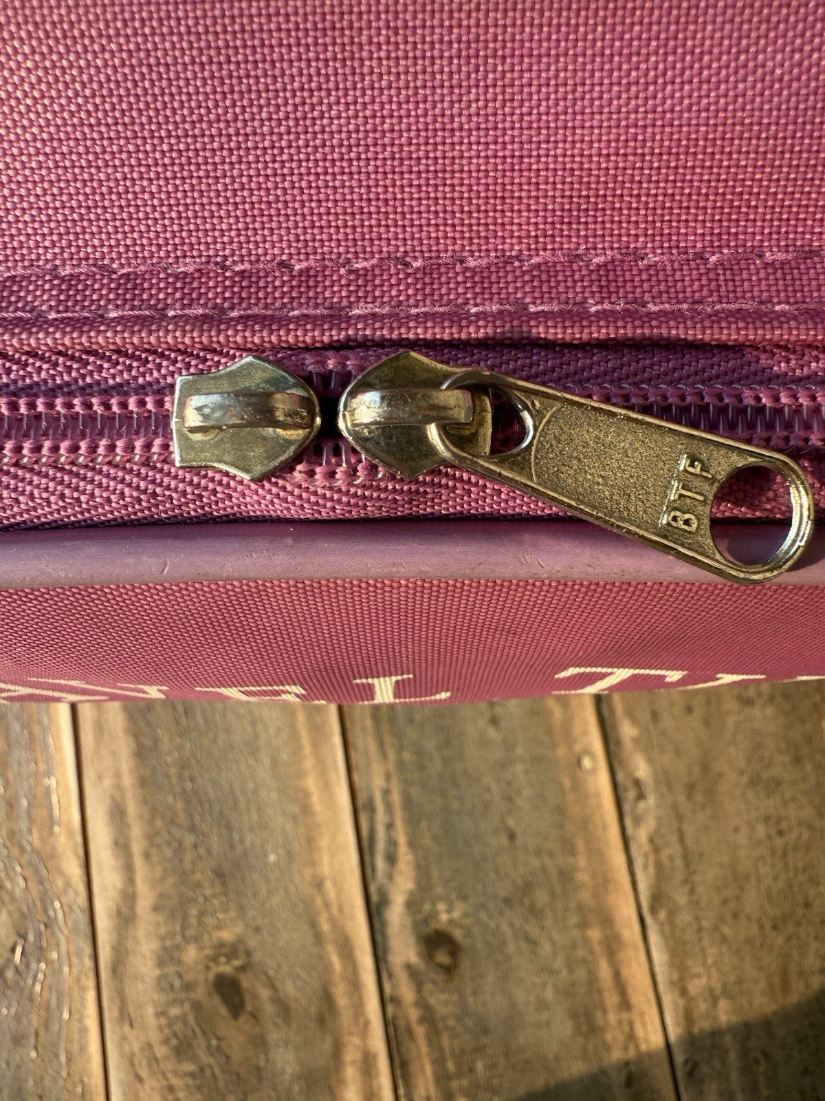 Vintage Pink “Going to Grandmas” Kids Suitcase. Mercury Luggage. 16″x10″x5″.