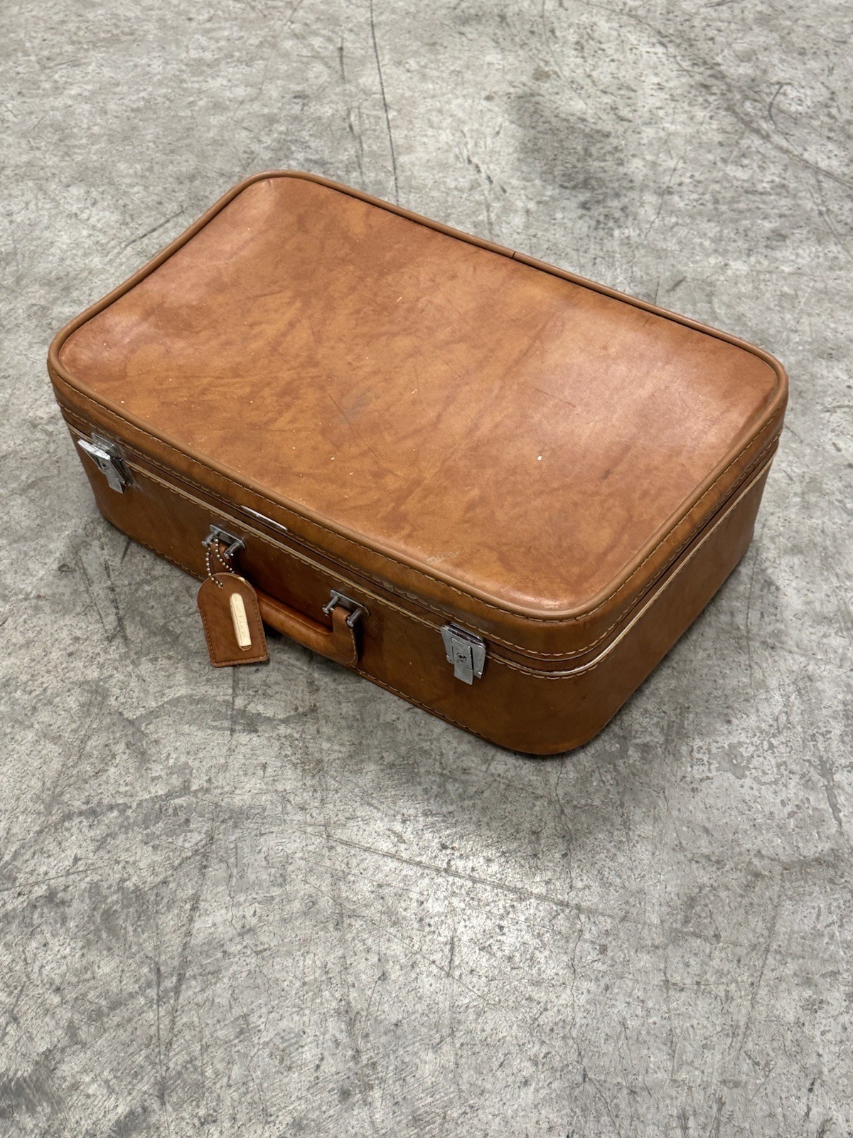 Vintage MCM Sears Featherlite Brown Pullman Suitcase