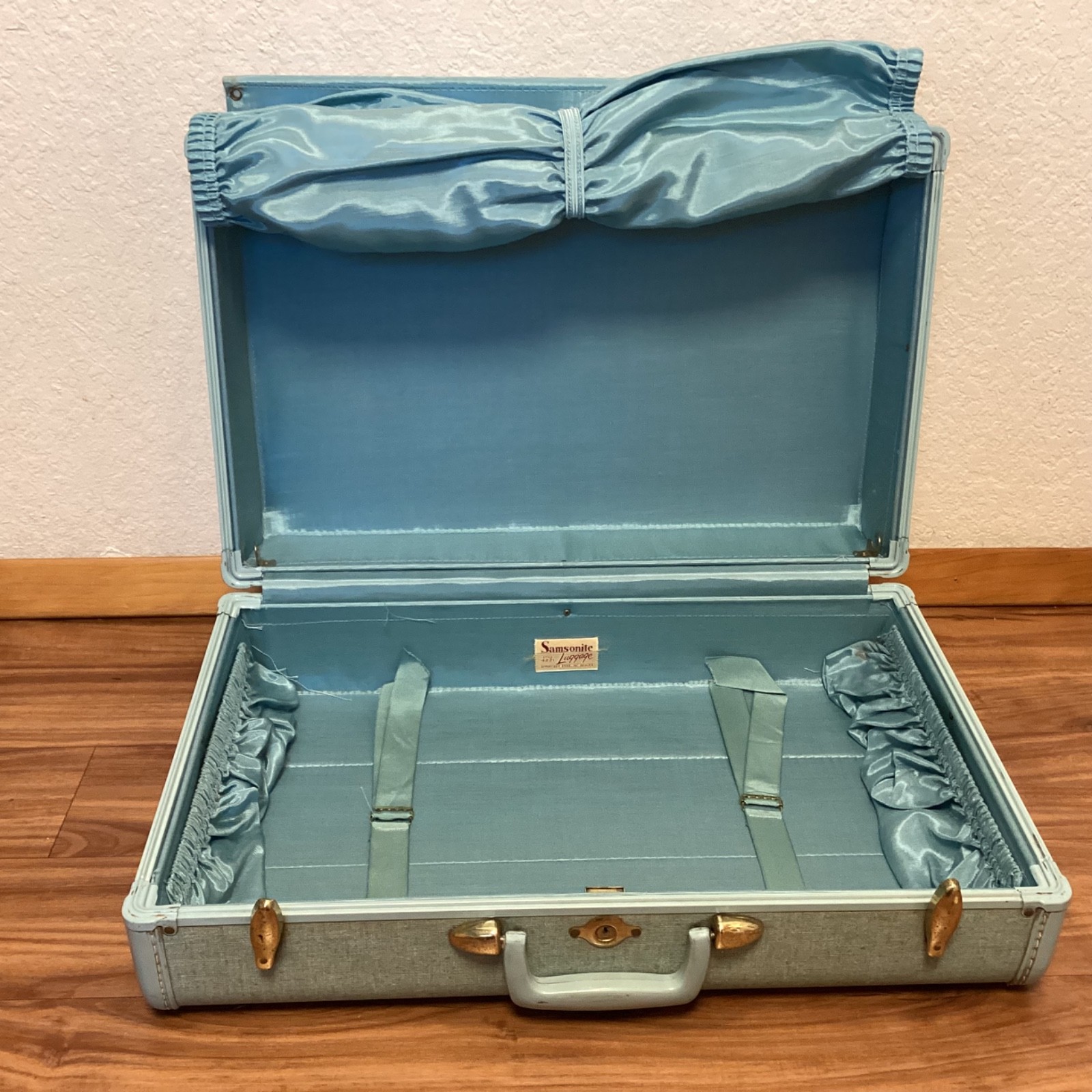Vintage 1950s Samsonite Streamlite Blue Tweed Luggage 3 Piece Suitcase Set Keys