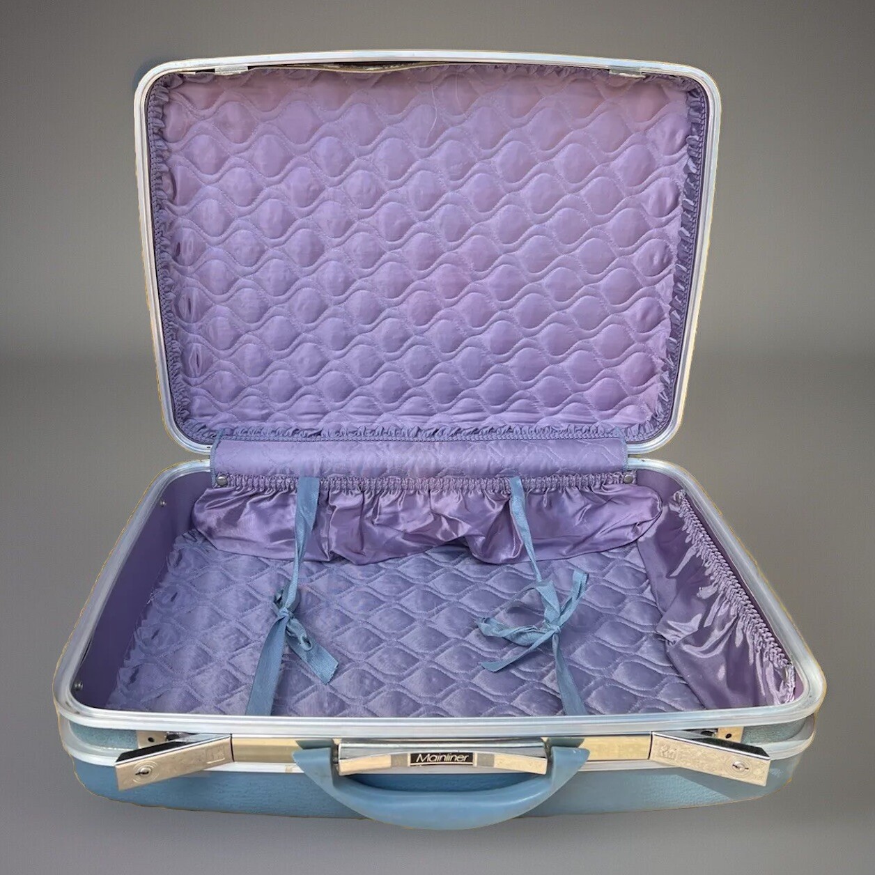 Vintage Mid Century Mainliner Suitcase Blue Hard Shell Carry-On 22”×15” USA