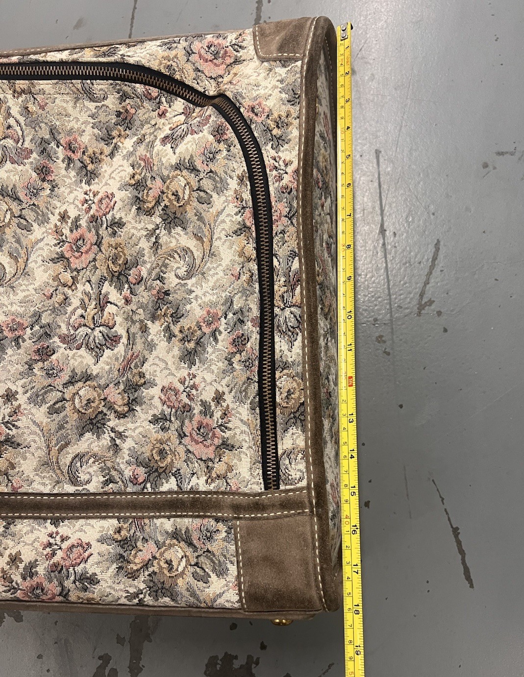 Vintage French Luggage Co Gray Floral Rose Tapestry & Suede Leather 23″ Suitcase