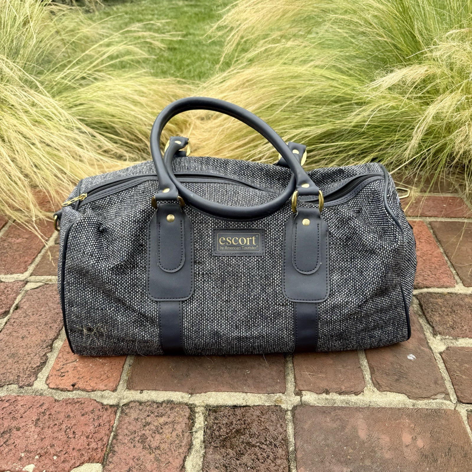 Vintage Luggage AMERICAN TOURISTER 4-Piece Nesting Set, Grey Tweed – NICE!!!