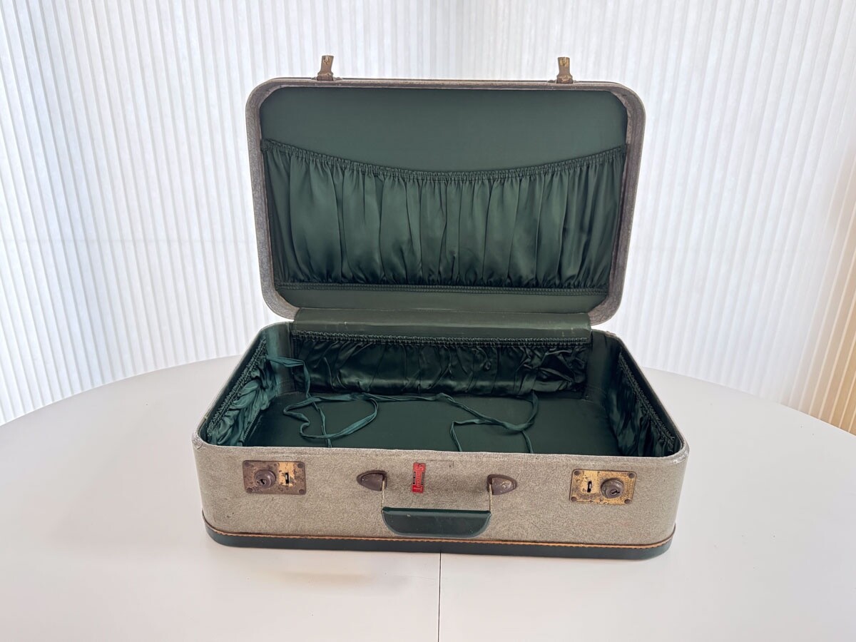 Vintage Stylecraft New York 3 pc luggage suitcase set, seafoam and dark green