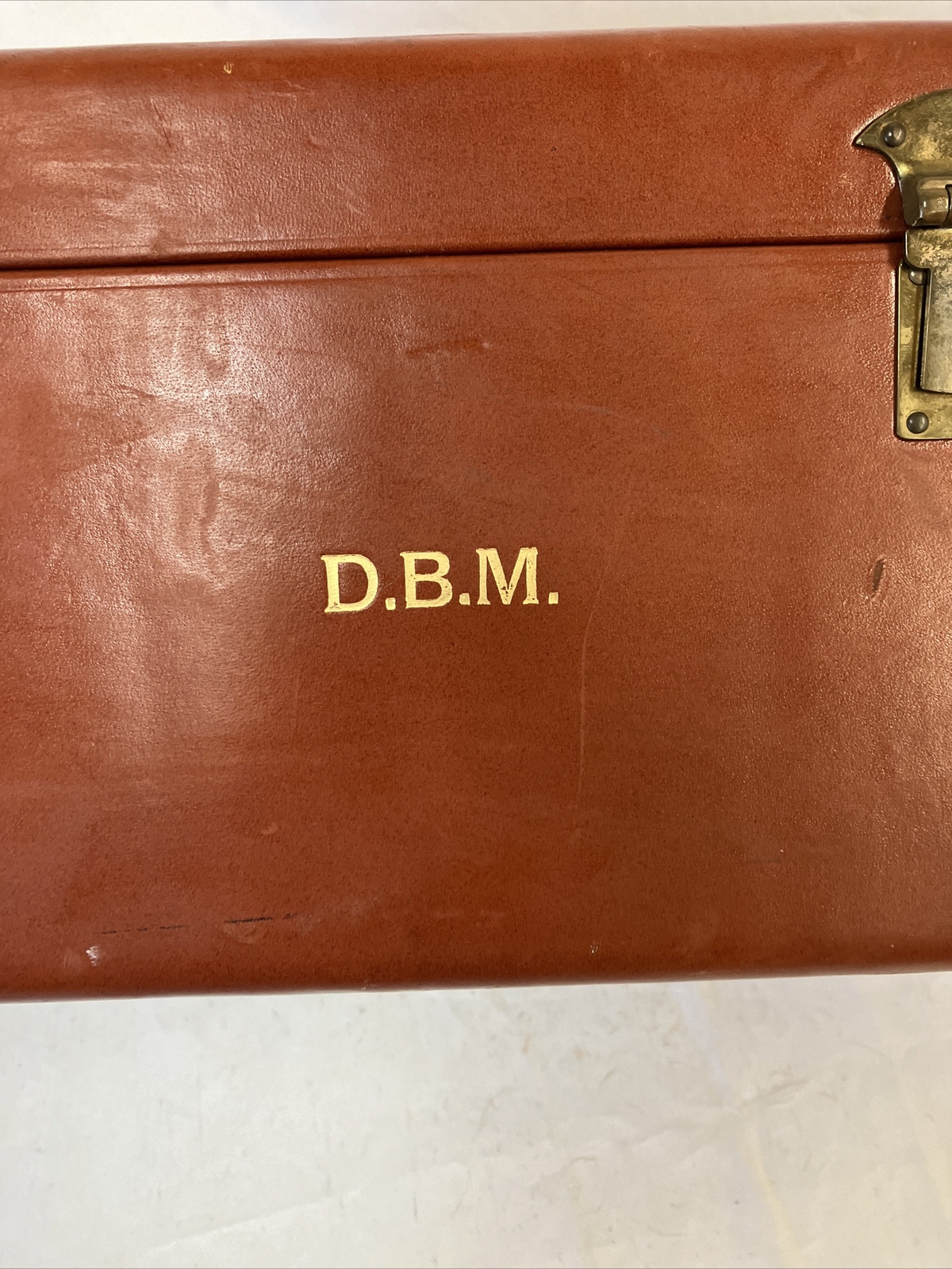 VTG Leather & Wood Travel/Storage Case w/mirror initials spell DBM 14×8.5×7 G