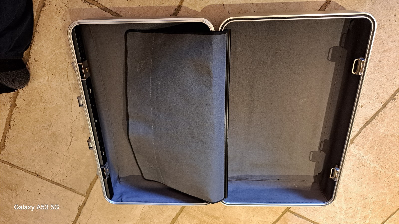 Zero Halliburton Aluminum One Suiter Luggage Case – Hard Shell Suiter – Vintage