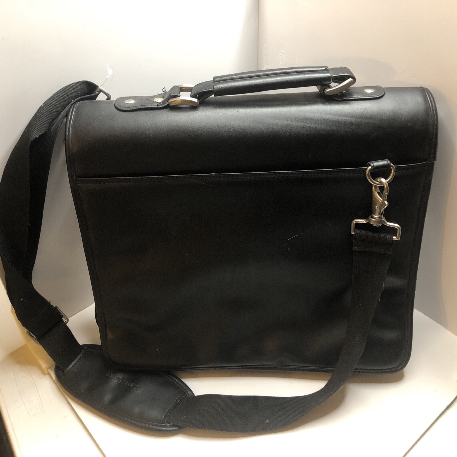 Samsonite Binder Case Travel ware Adjustable Strap
