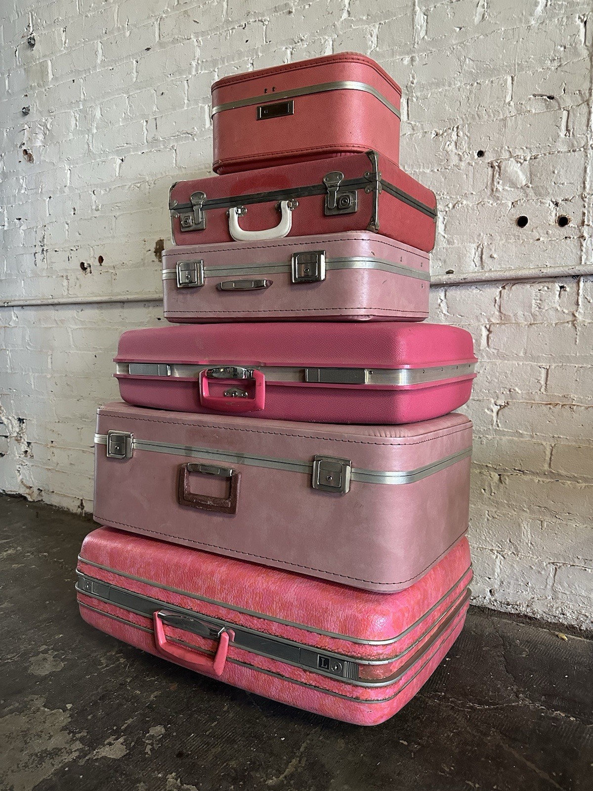 Vintage Pink Suitcase Lot Luggage Train Wardrobe Travel Overnight Trunk Baggage