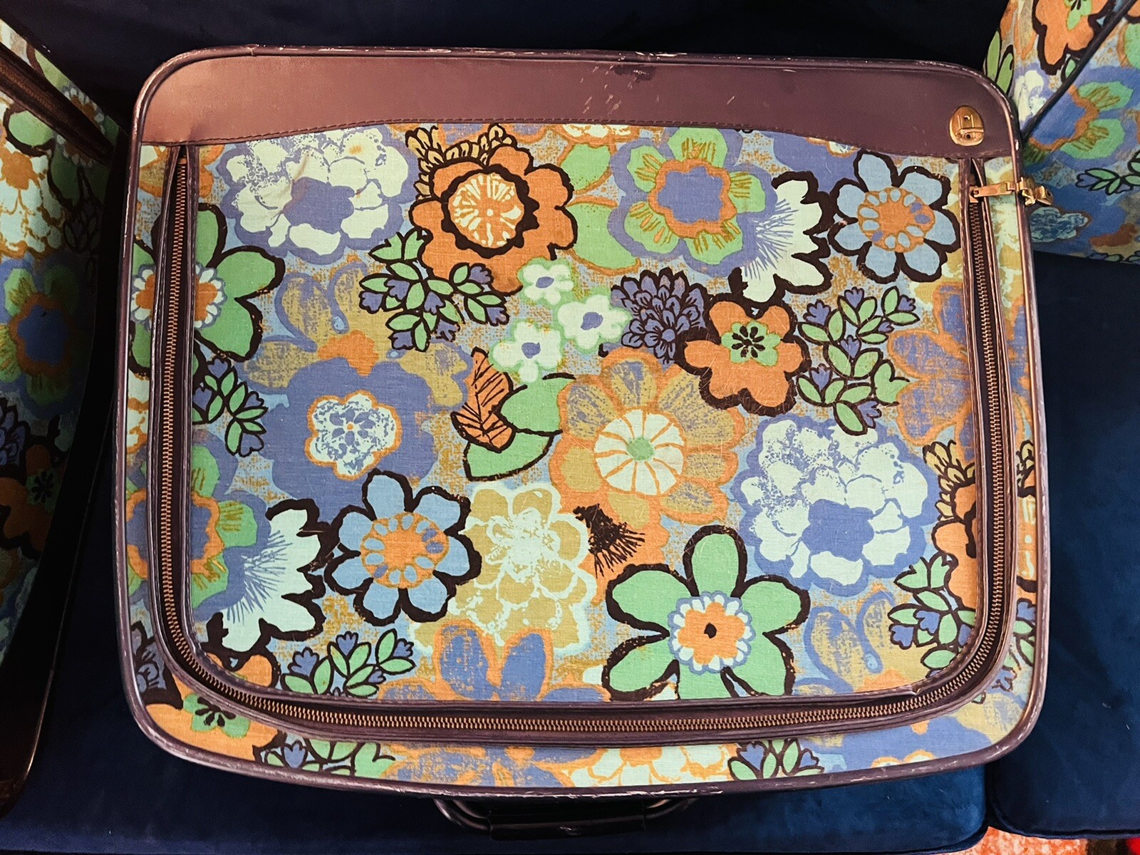 🔥RARE VINTAGE 1960’s FLORAL TAPESTRY LUGGAGE SET OF 3 CARRY ON RETAIL $700