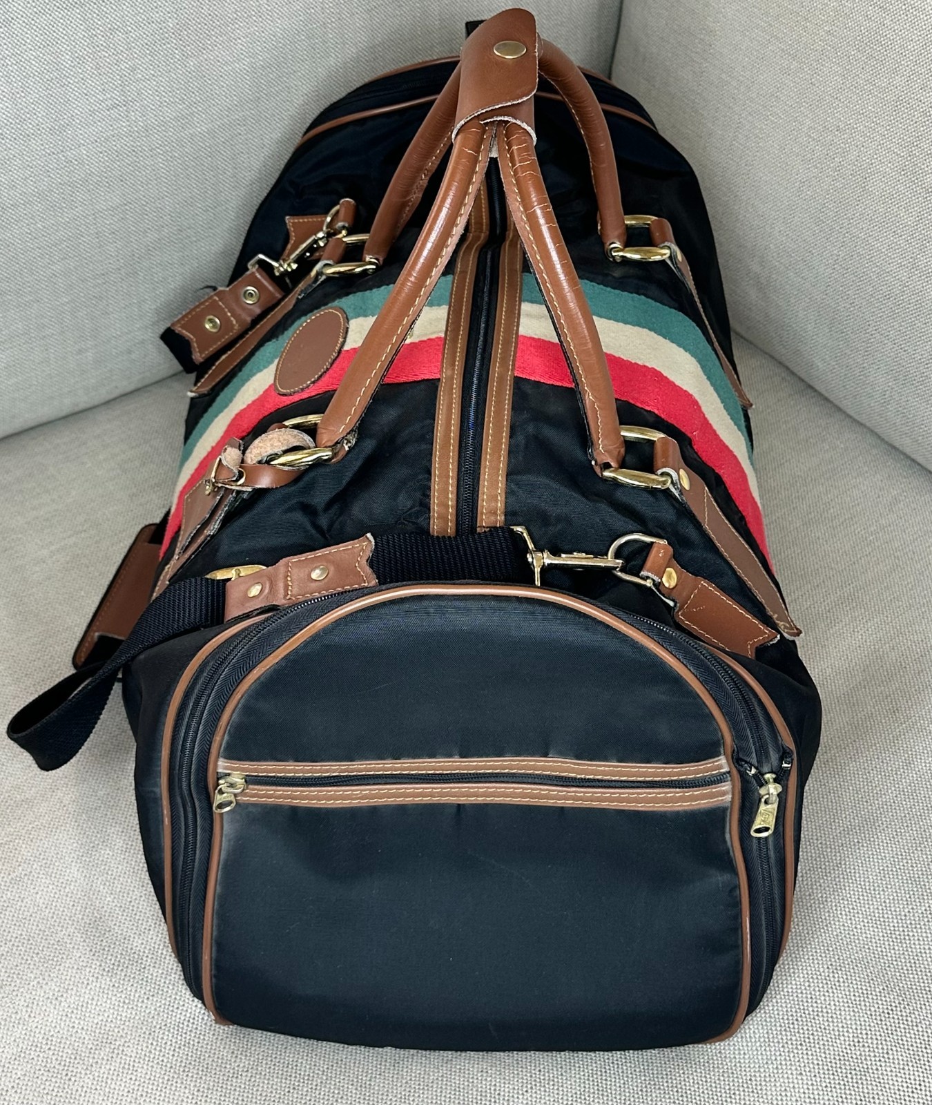 Vintage Lark Weekender Duffel | Expandable Sides | Lock + Strap