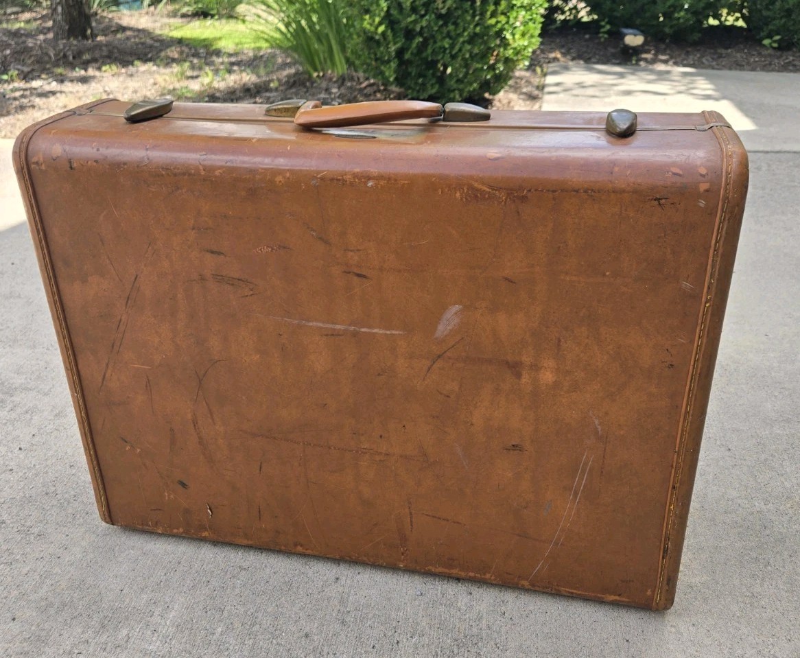 Vintage 1950s Samsonite Streamlite Suitcase 21″ Saddle Tan Shwayder Denver