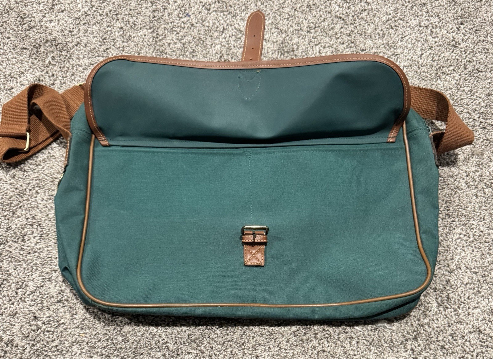 Ralph Lauren Polo Green Canvas Crossbody Zip Messenger Style Bag Vintage 1980s.