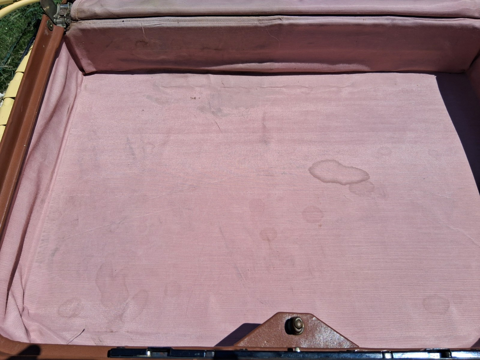 RARE Vintage Genuine Cowhide Leather Schell Tripak Suitcase 20′ x 14 -Gorgeous!