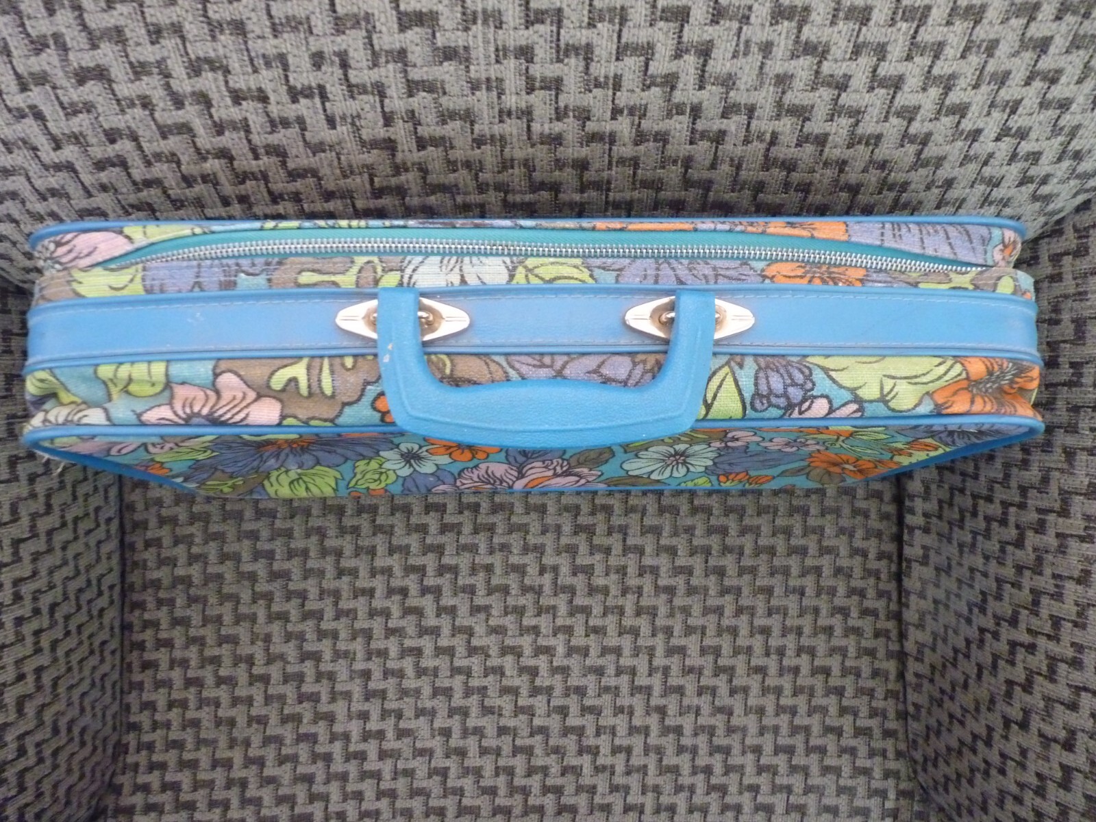 Vtg Peter’s Bags Flower Power Floral Suitcase Luggage Canvas Carry On Turquoise