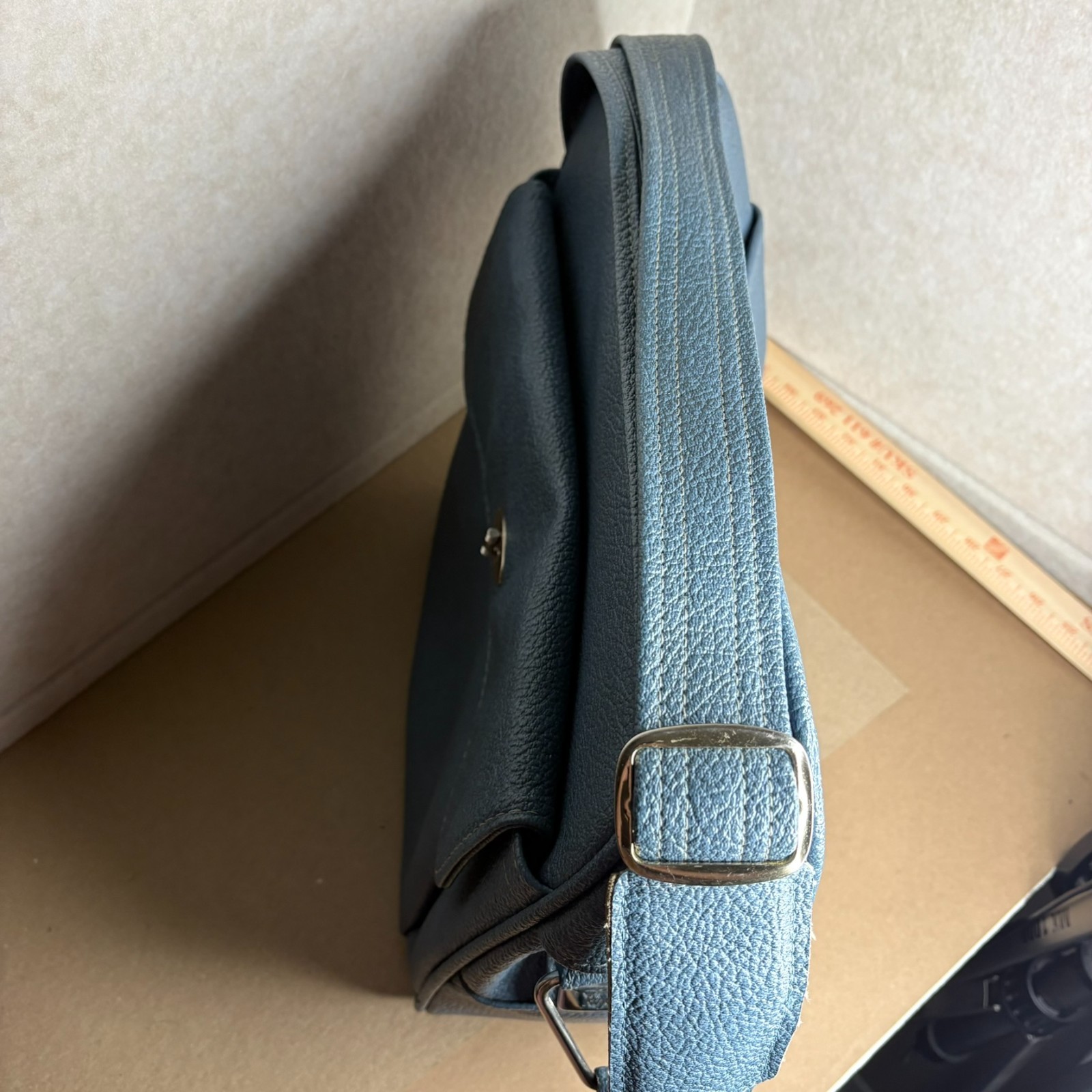 Samsonite Royal Traveler Vintage 70s Carry On Travel Bag Blue Tote