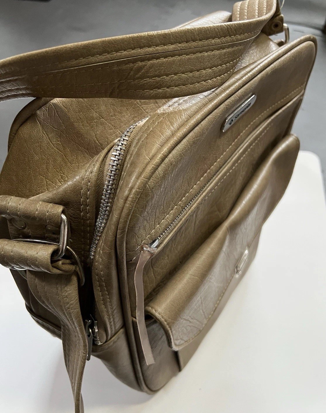 Vintage Samsonite Sonora Brown Faux Leather Shoulder Bag 1970s Travel Carry-on