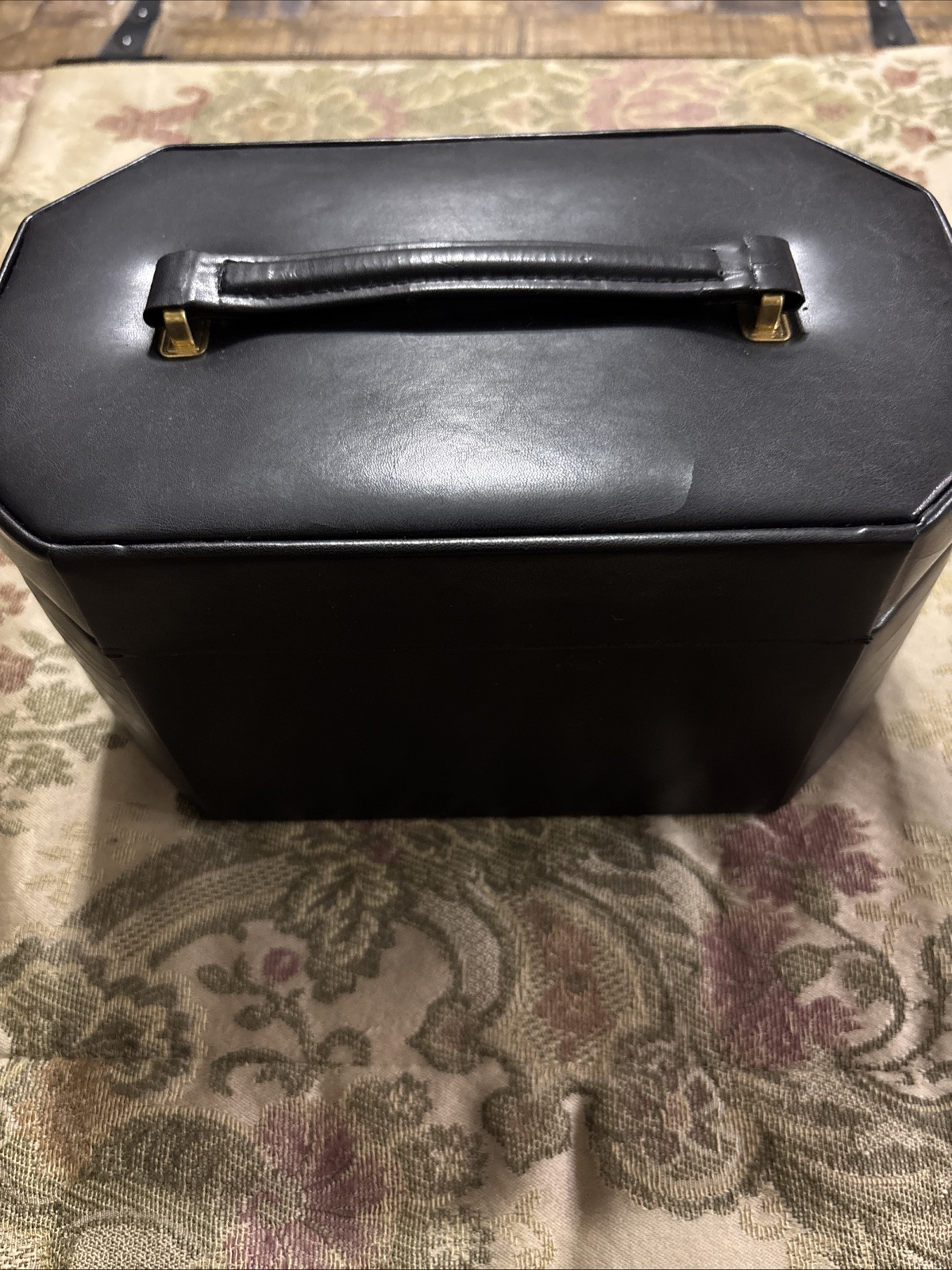 Vintage Octagon Travel Cosmetic Train Case Black 9x6x6 W/ Mirror Keys New In Box