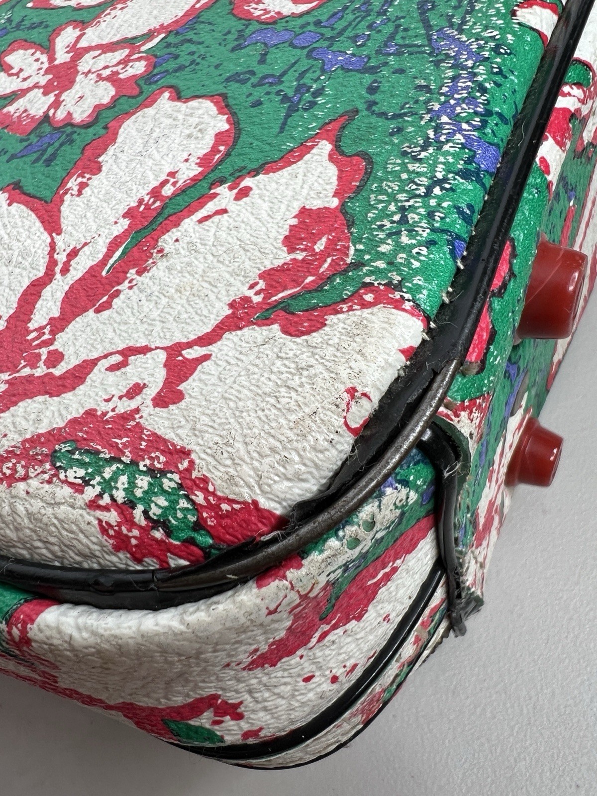 Vintage 60’s 70’s A.D. Sutton & Sons Suitcase Travel Flower Bag Carry On Retro