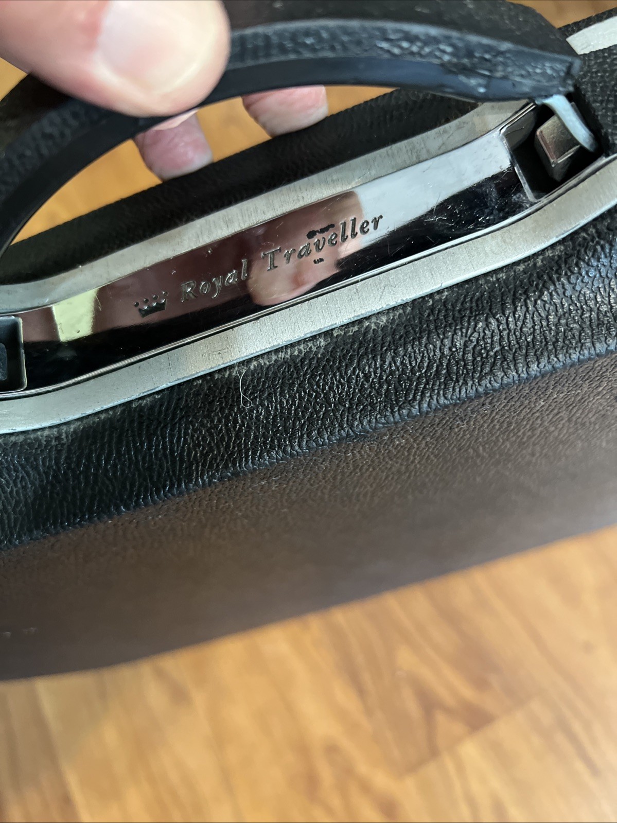 Vintage Royal Traveller Charcoal Hard Shell Luggage Briefcase Case No Key