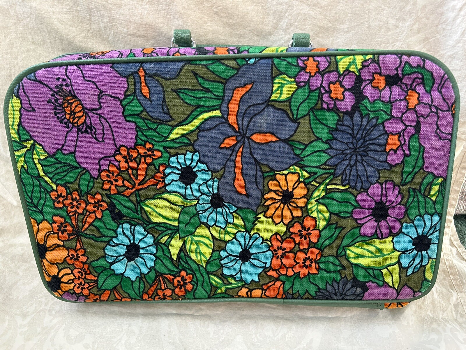 Galaxy Trav-ler Traveler Flower Power Suitcase Luggage 15 1/2 x 3 1/2 x 9 1/2