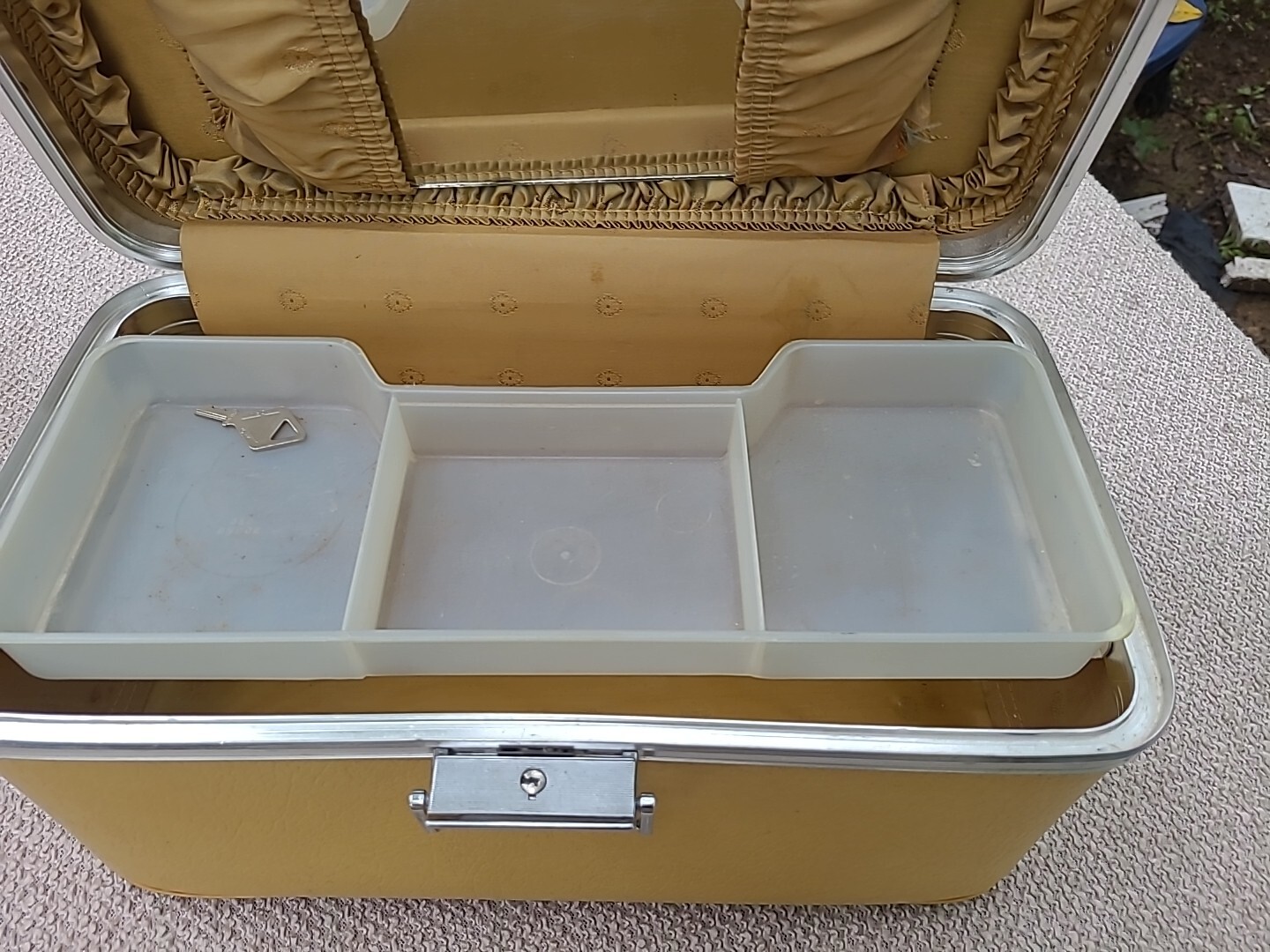 Vintage Retro Towncraft 60s Overnight Travel Train Case Luggage Suitcase