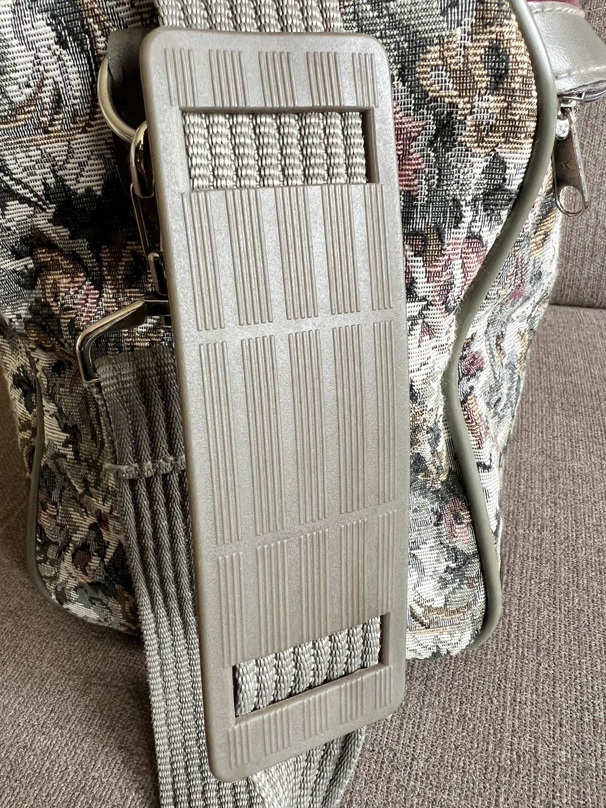 Airway Bag Tapestry Grey Green Carry On Over The Shoulder. Clean Inside Out.