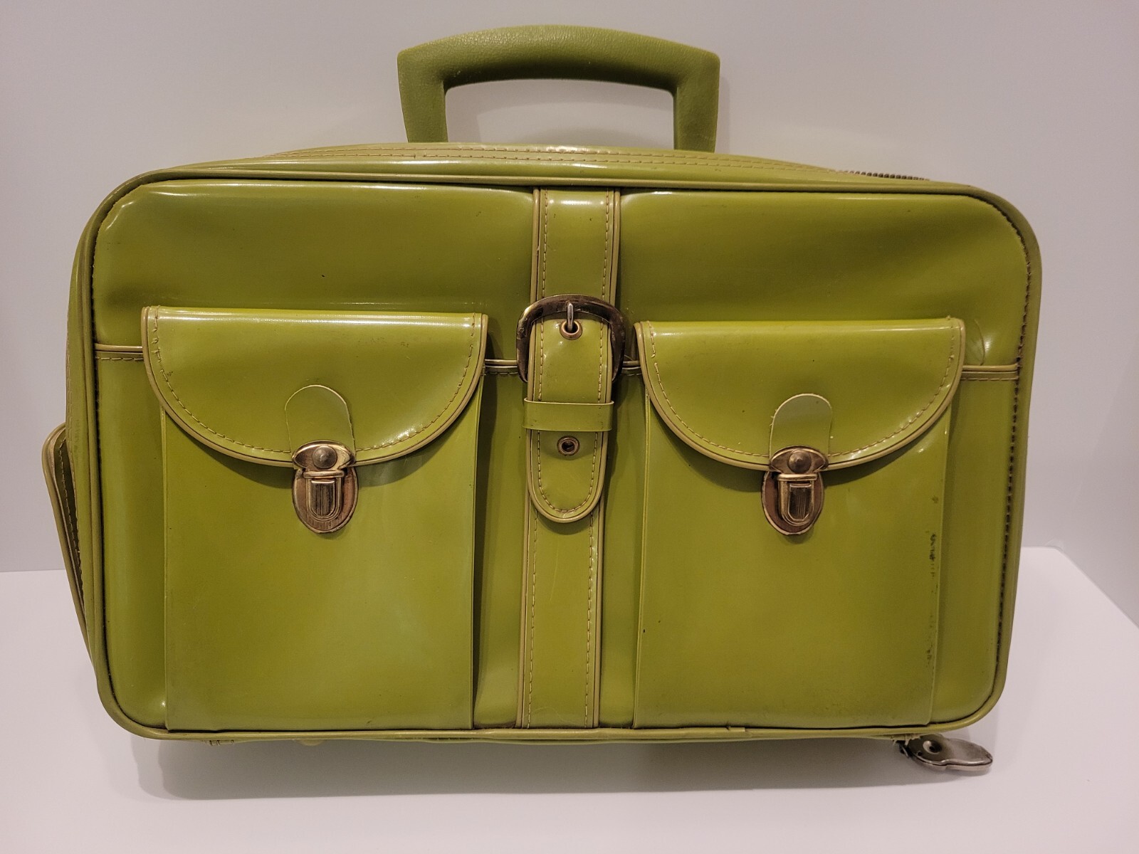 VTG 1960s Holiday Fair NYC Japan Luggage Carry On Avocado Green