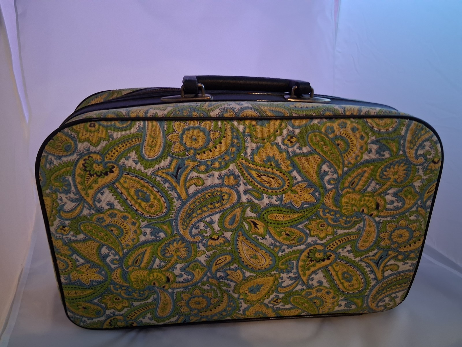 Vintage Designer Travel Bag 60s/70s Groovy Mod Paisley Suitcase 18×11”