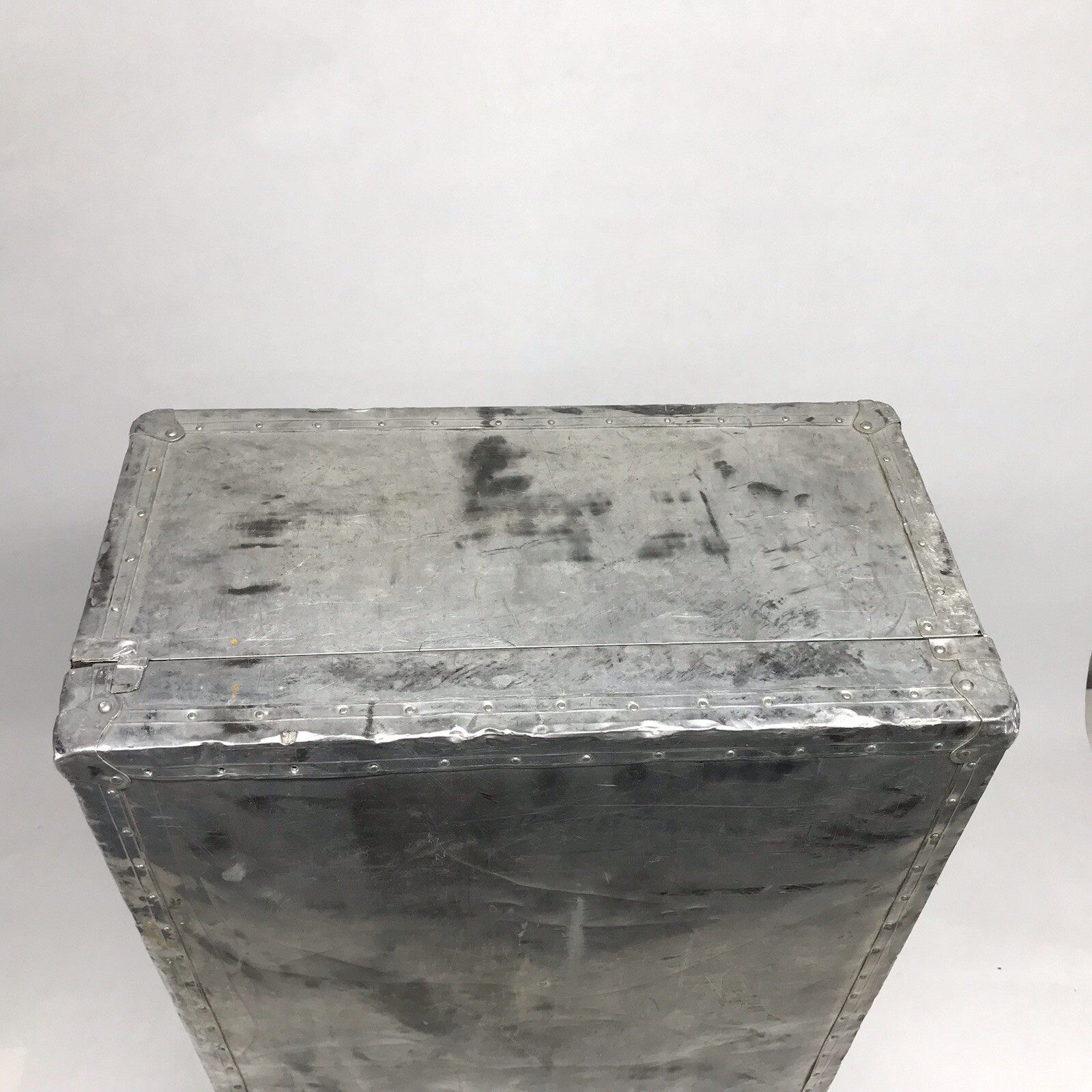 Vintage 40s Aluminum Suitcase Aviation Riveted Metal Luggage 26.25”x16”x8.5″