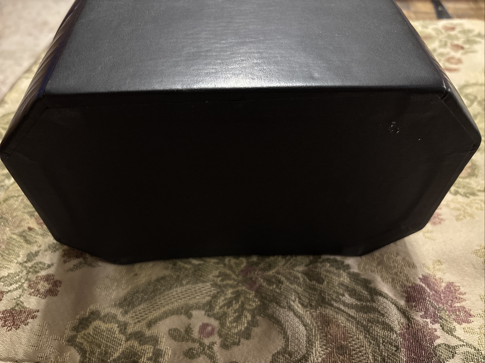 Vintage Octagon Travel Cosmetic Train Case Black 9x6x6 W/ Mirror Keys New In Box