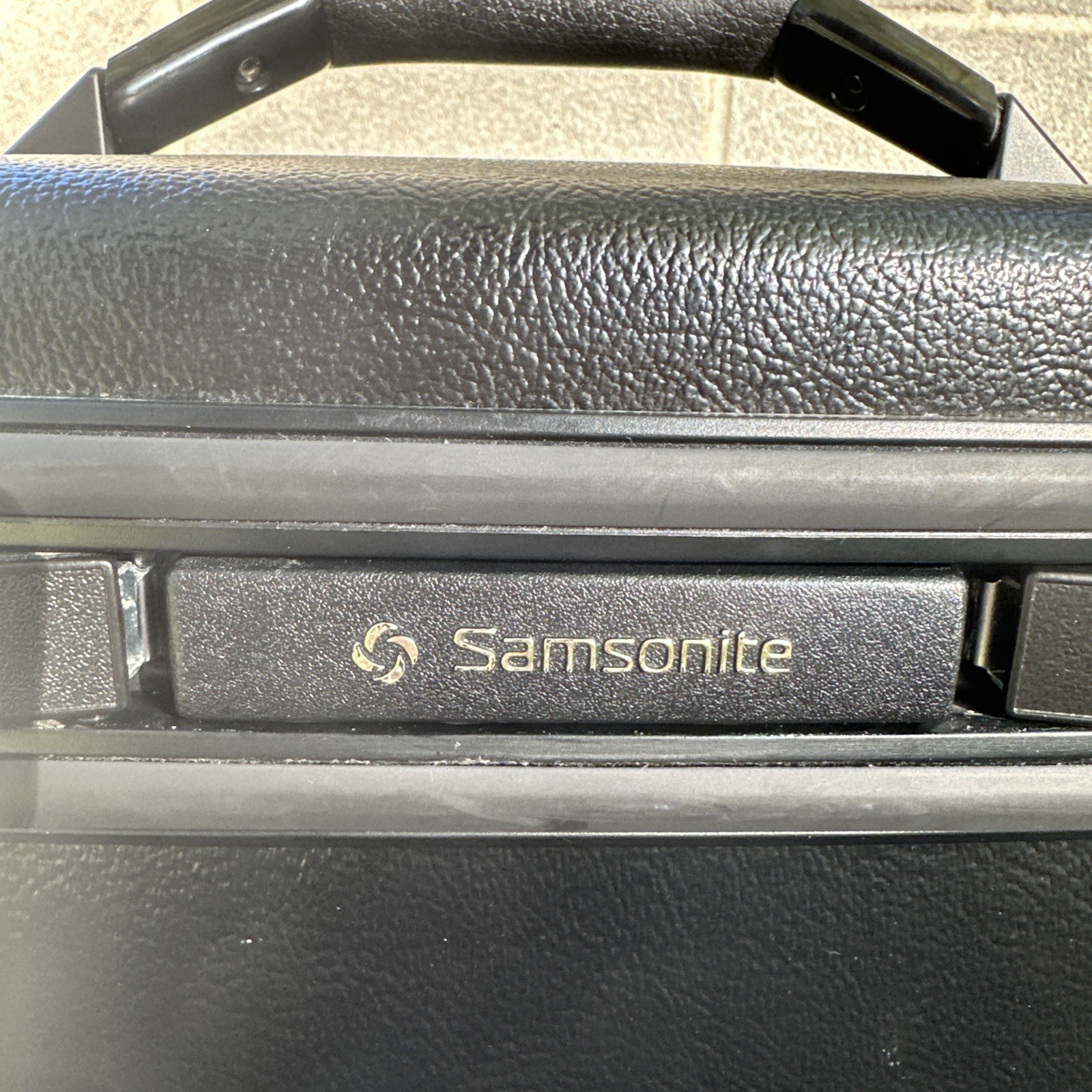 Vintage Samsonite Acclaim Travel Beauty Case Black Suitcase Locking Keys