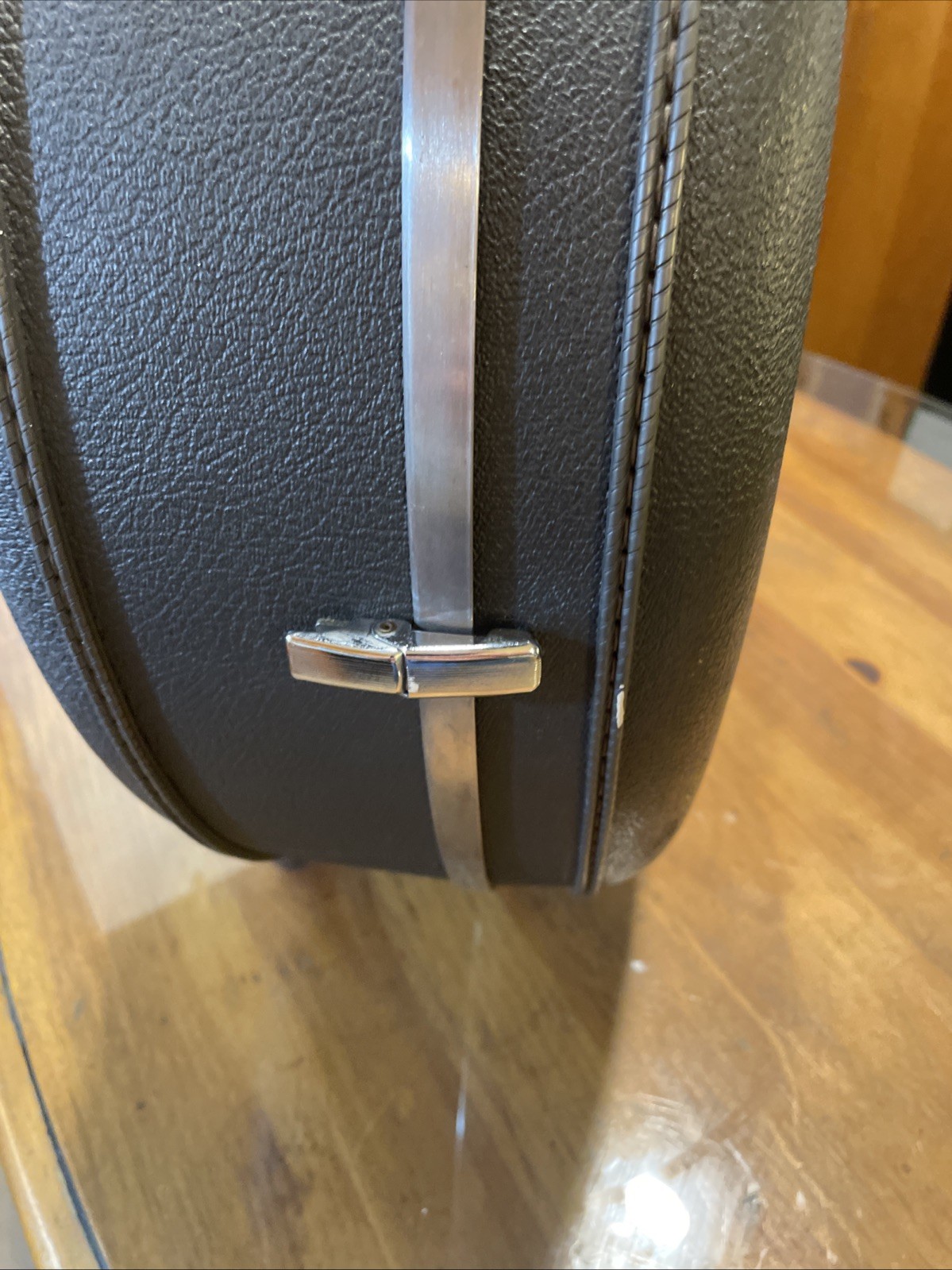 VTG American Tourister Tri-Taper 20″ Round Train Hat Suitcase MCM ID Tag Grey