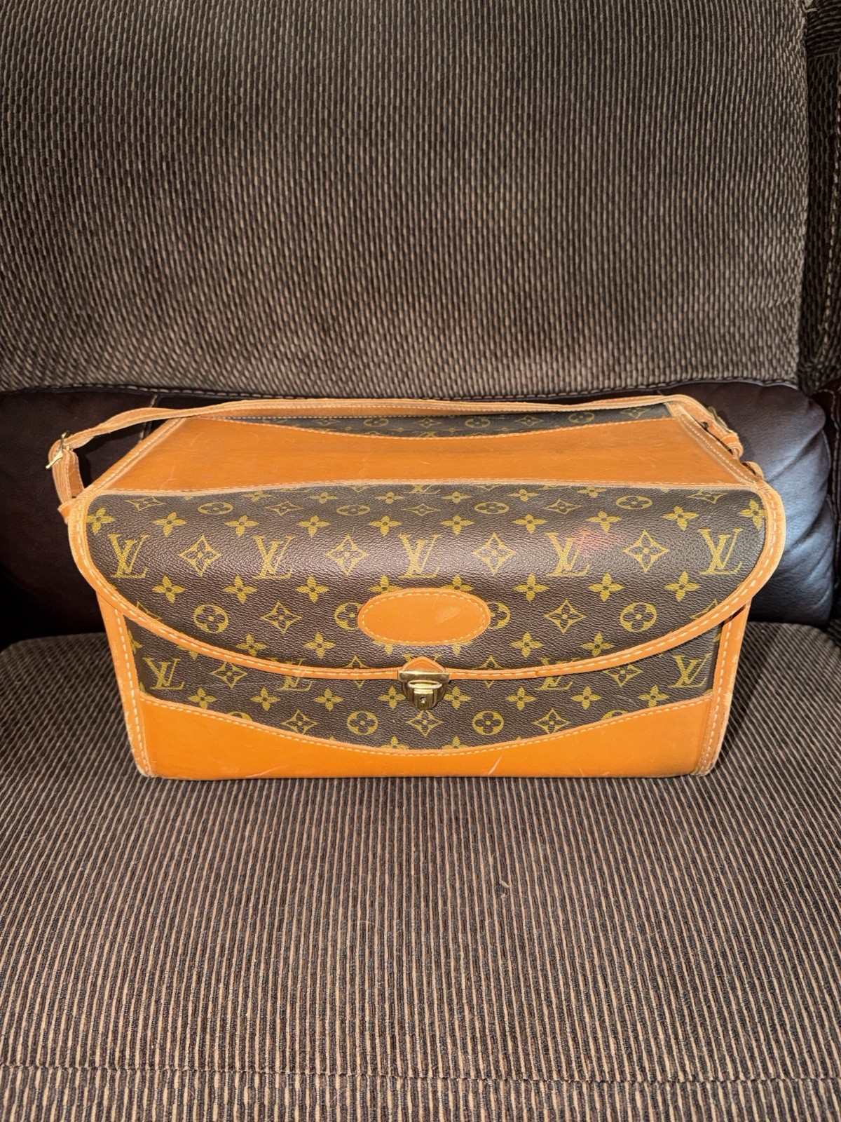 AUTHENTIC VTG Louis Vuitton French Company Train Case Make Up Rare Htf