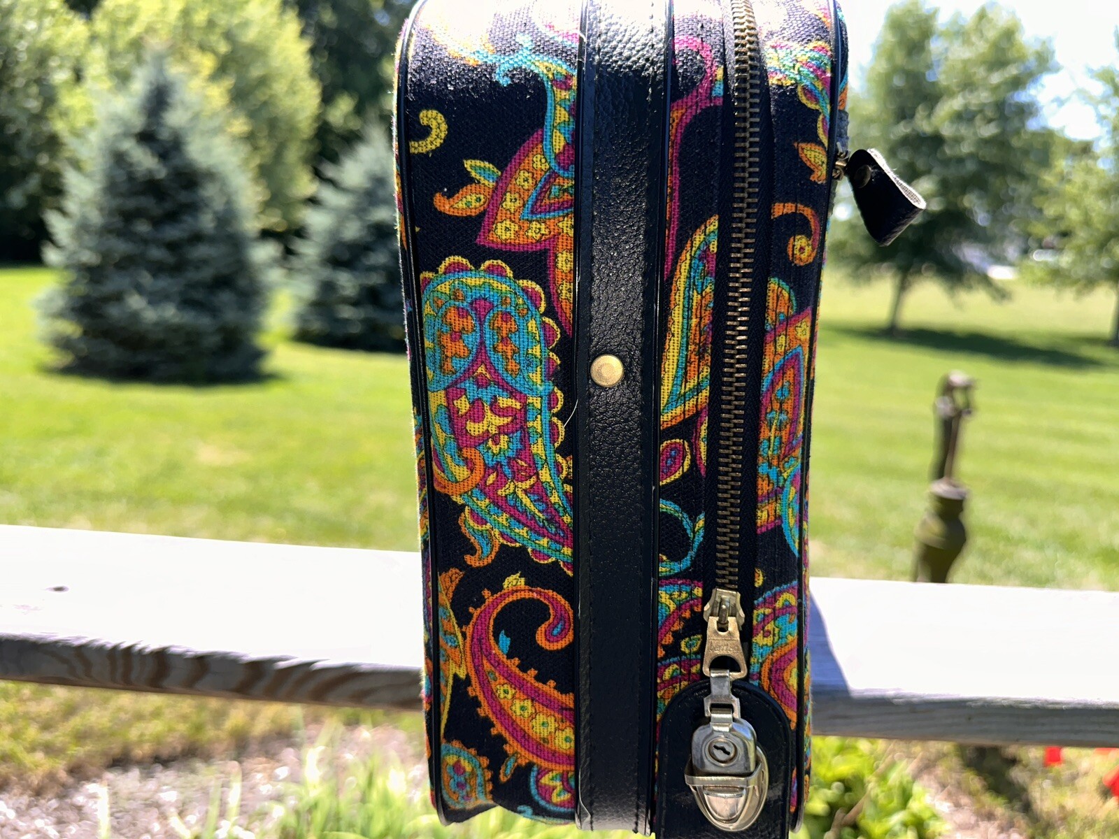 Vtg 60s Bantam Travelware Suitcase Luggage Paisley Mod Black Neon Canvas KEY