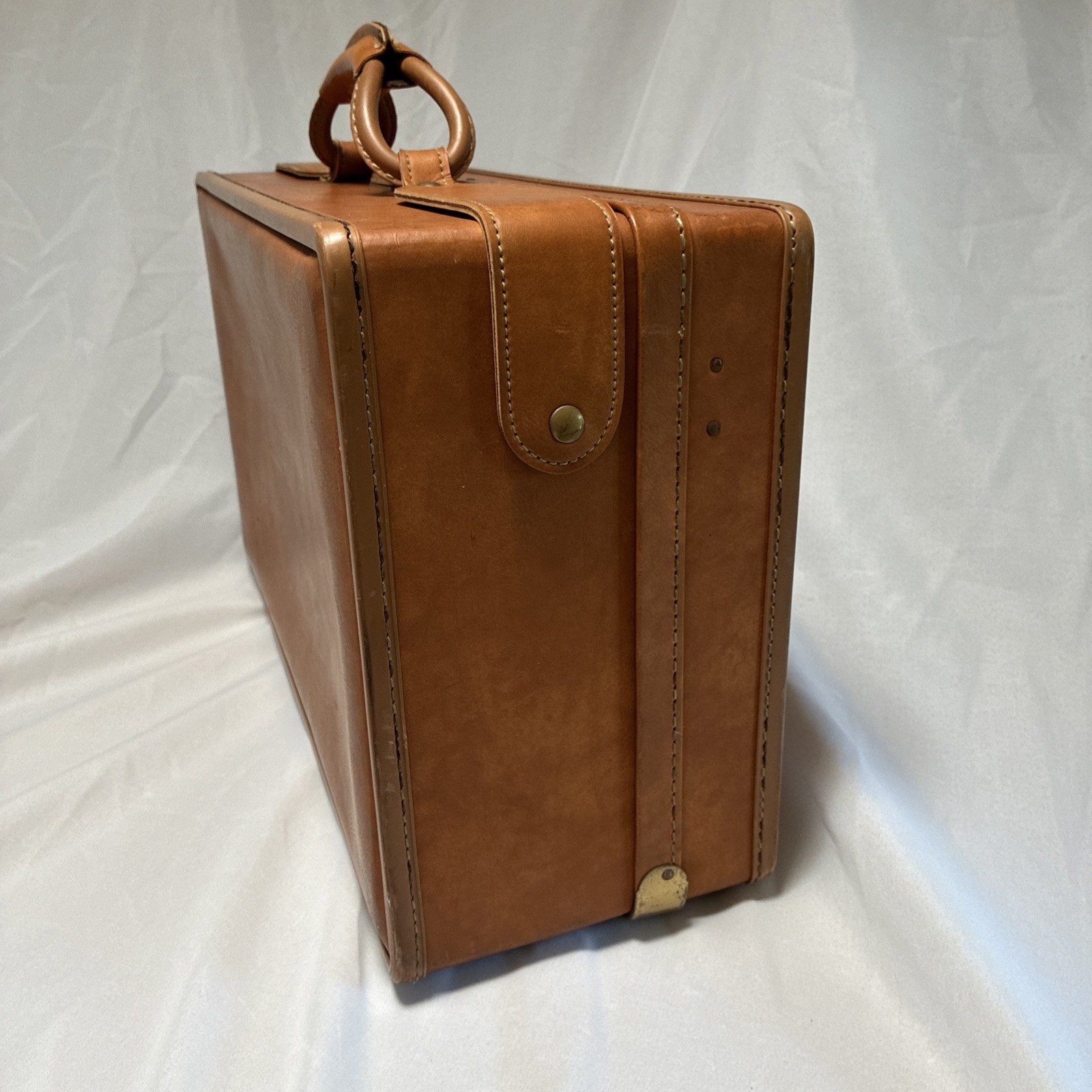 Hartmann Belting Leather Suitcase Vtg Luggage Case Paisley 21″x12.5″x7″