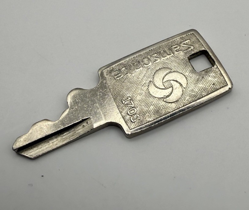 Vintage Original Samsonite Luggage 170S Silver Key Replacement 170 S