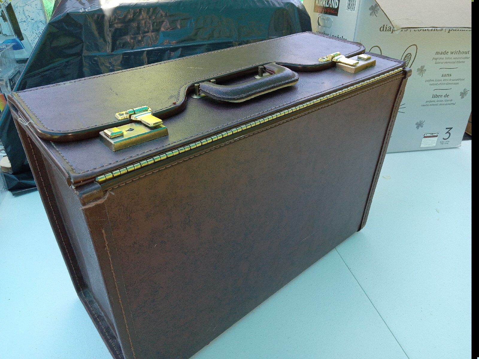 Vintage Stebco Suitcase With Retro Clip Closure 1960s Storage Movie Props Trl7